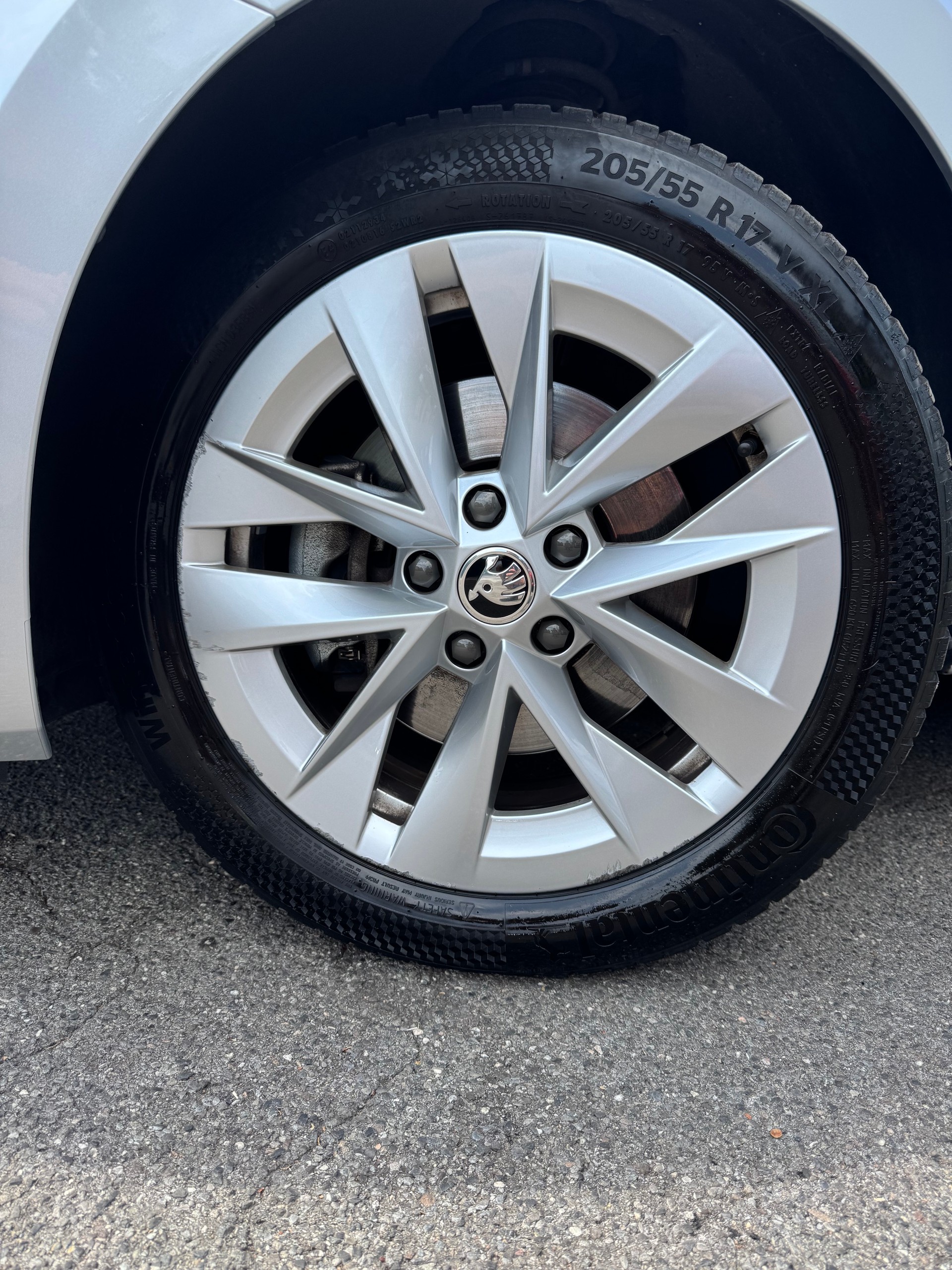 SKODA Octavia Combi 2.0 TDI DSG Ambition 4x4-image-1