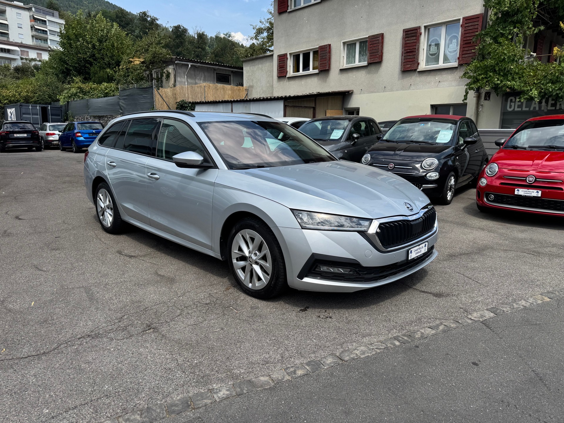 SKODA Octavia Combi 2.0 TDI DSG Ambition 4x4-image-3