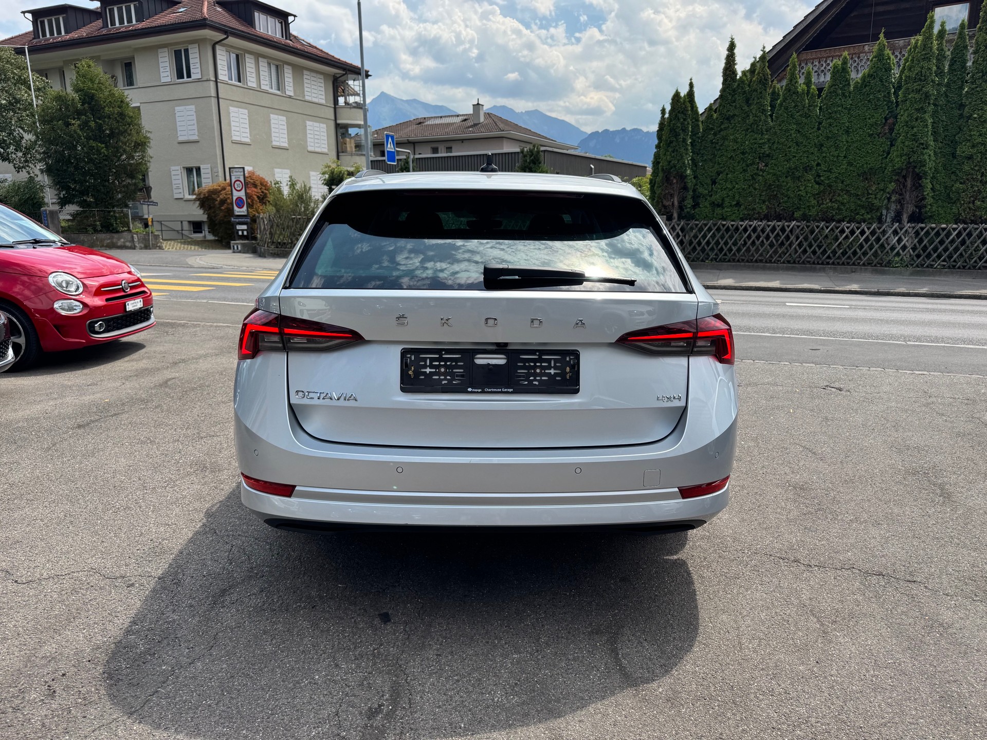 SKODA Octavia Combi 2.0 TDI DSG Ambition 4x4-image-6