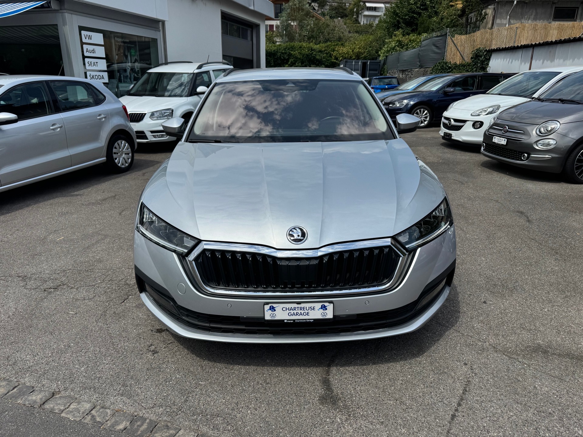 SKODA Octavia Combi 2.0 TDI DSG Ambition 4x4-image-2