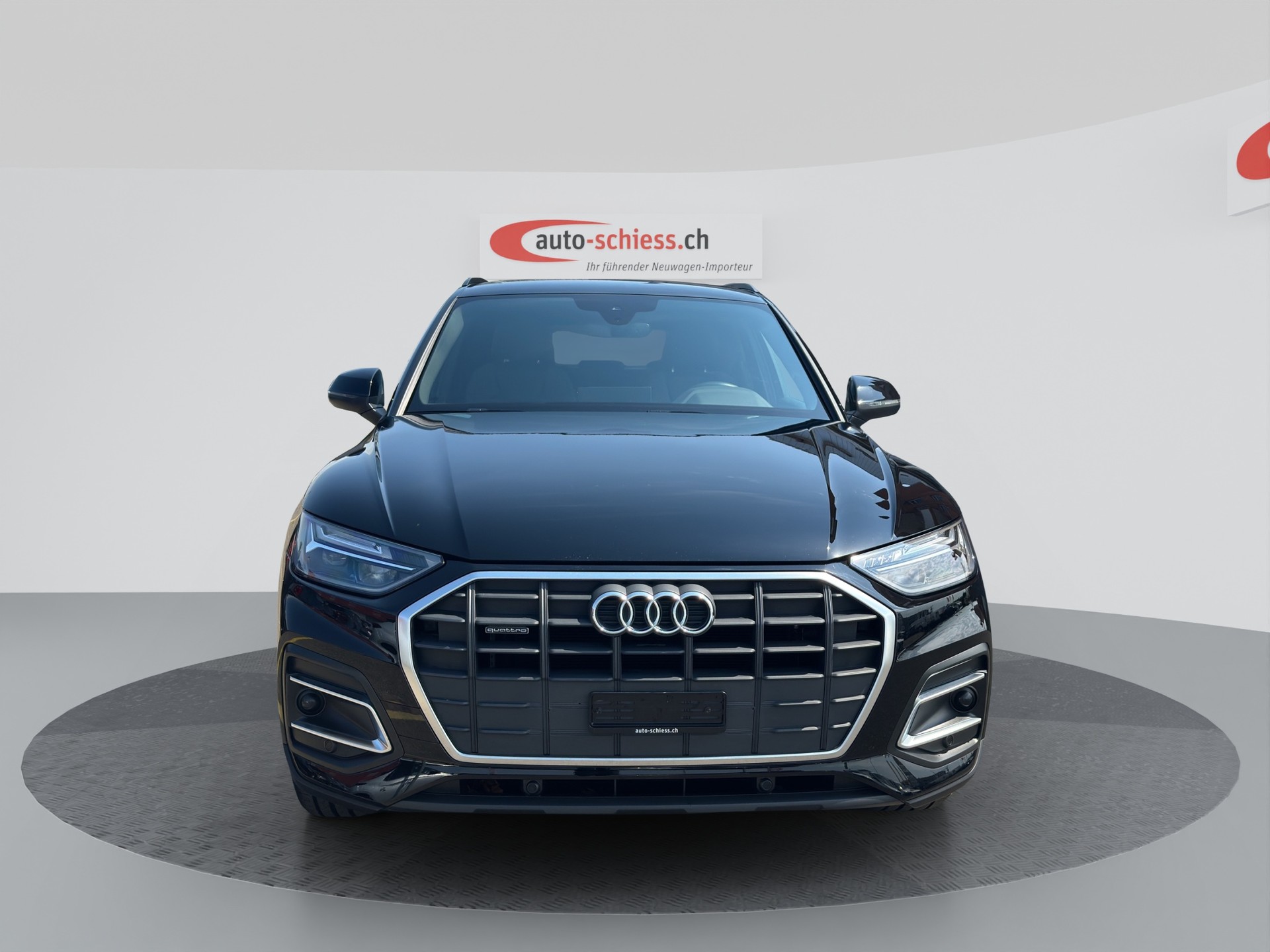 AUDI Q5 40 TDI quattro S-tronic-image-1