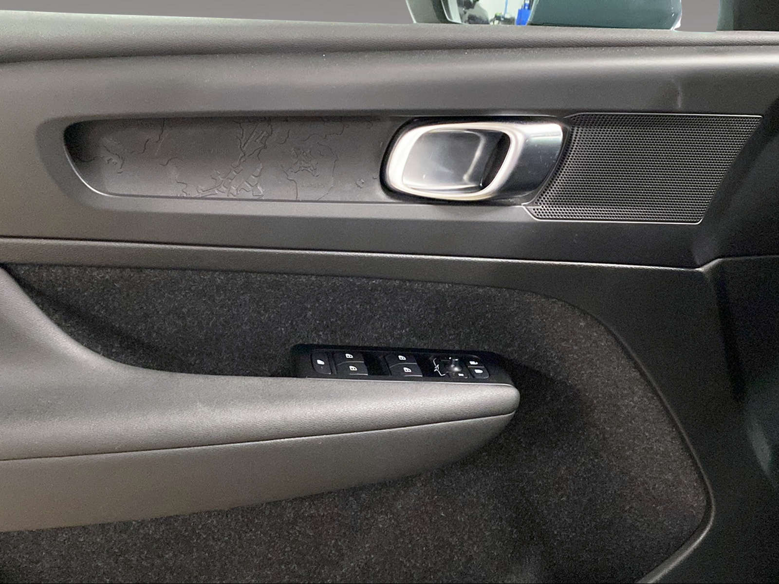 VOLVO XC40 1.5 T2 XCITE-image-8