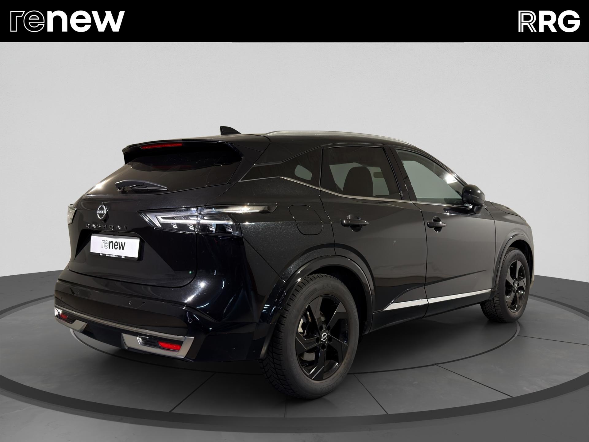 NISSAN Qashqai 1.3 DIG-T MHEV Tekna+ Xtronic 4x4-image-2
