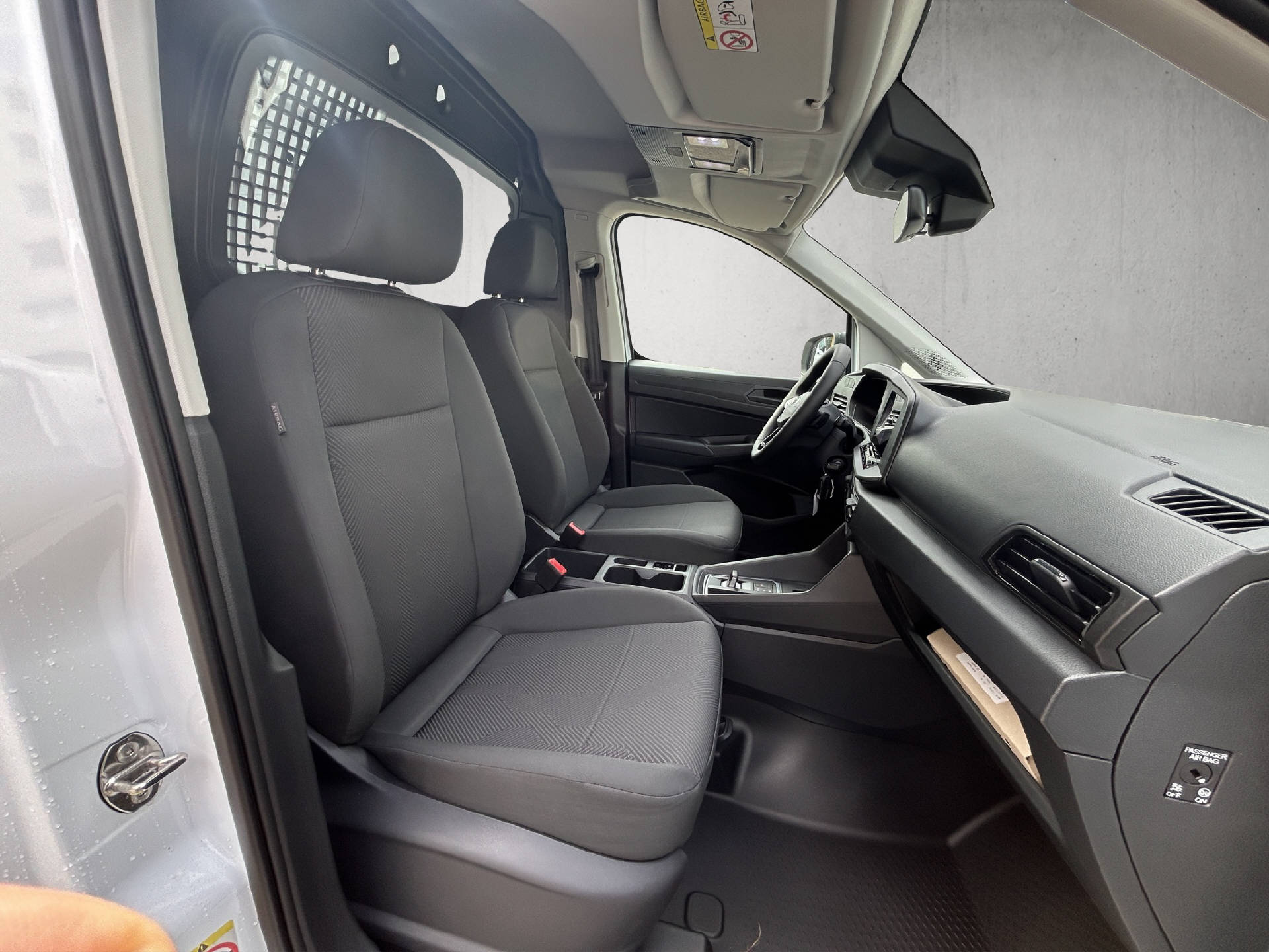 FORD Grand Transit Connect Kaw. 2.0 EcoBlue 122 Trend-image-18