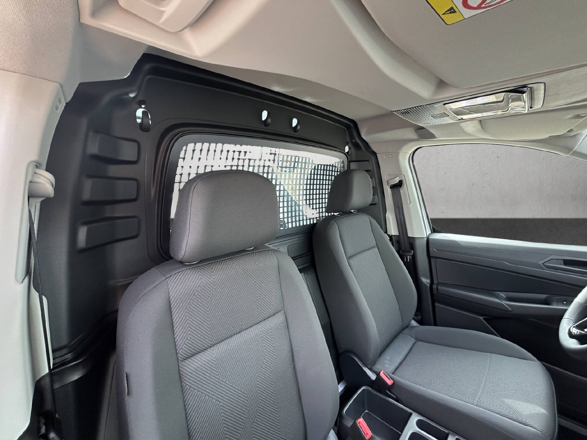 FORD Grand Transit Connect Kaw. 2.0 EcoBlue 122 Trend-image-26