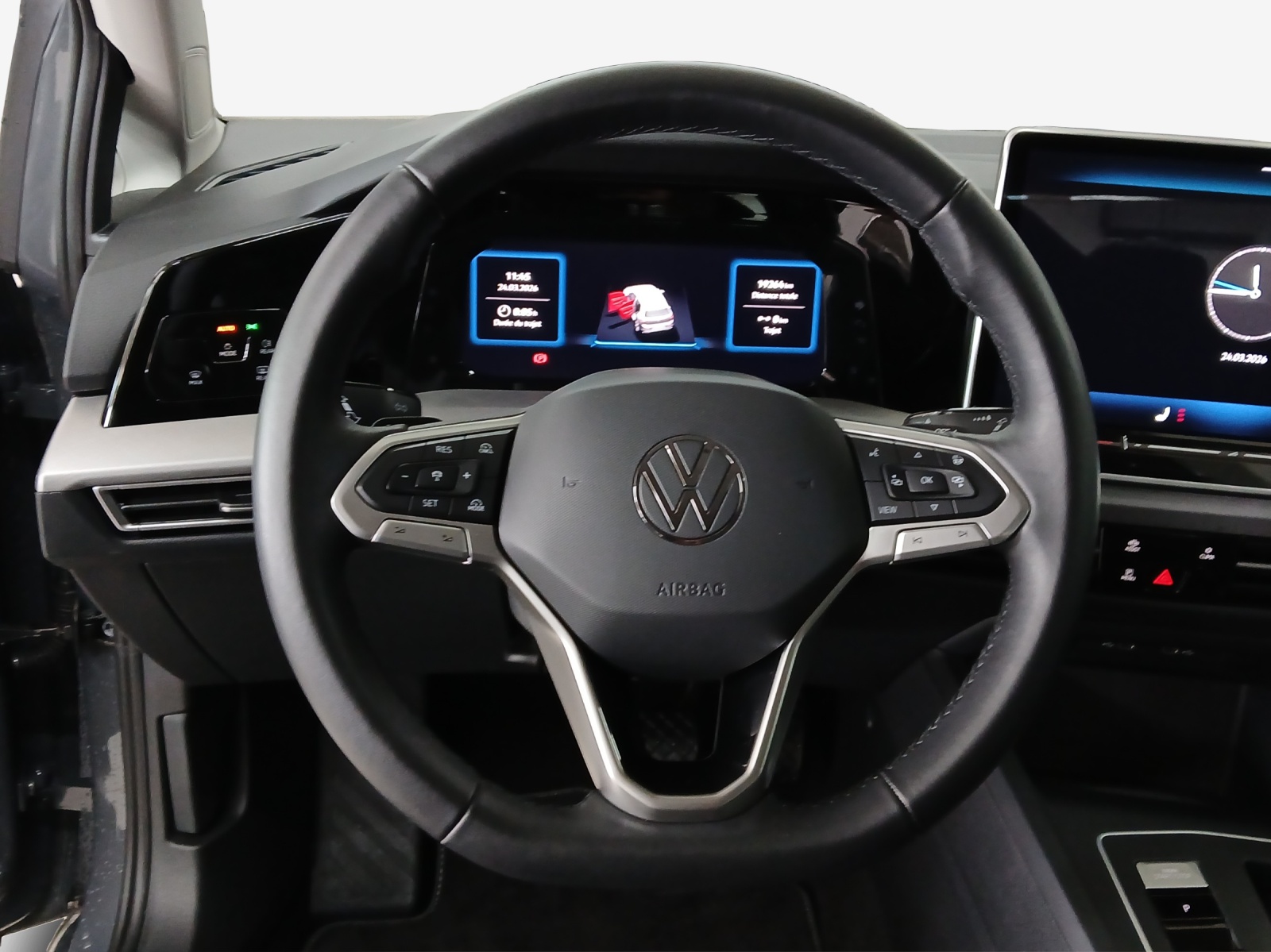VW Golf 1.5 e TSI mHEV Life DSG-image-9
