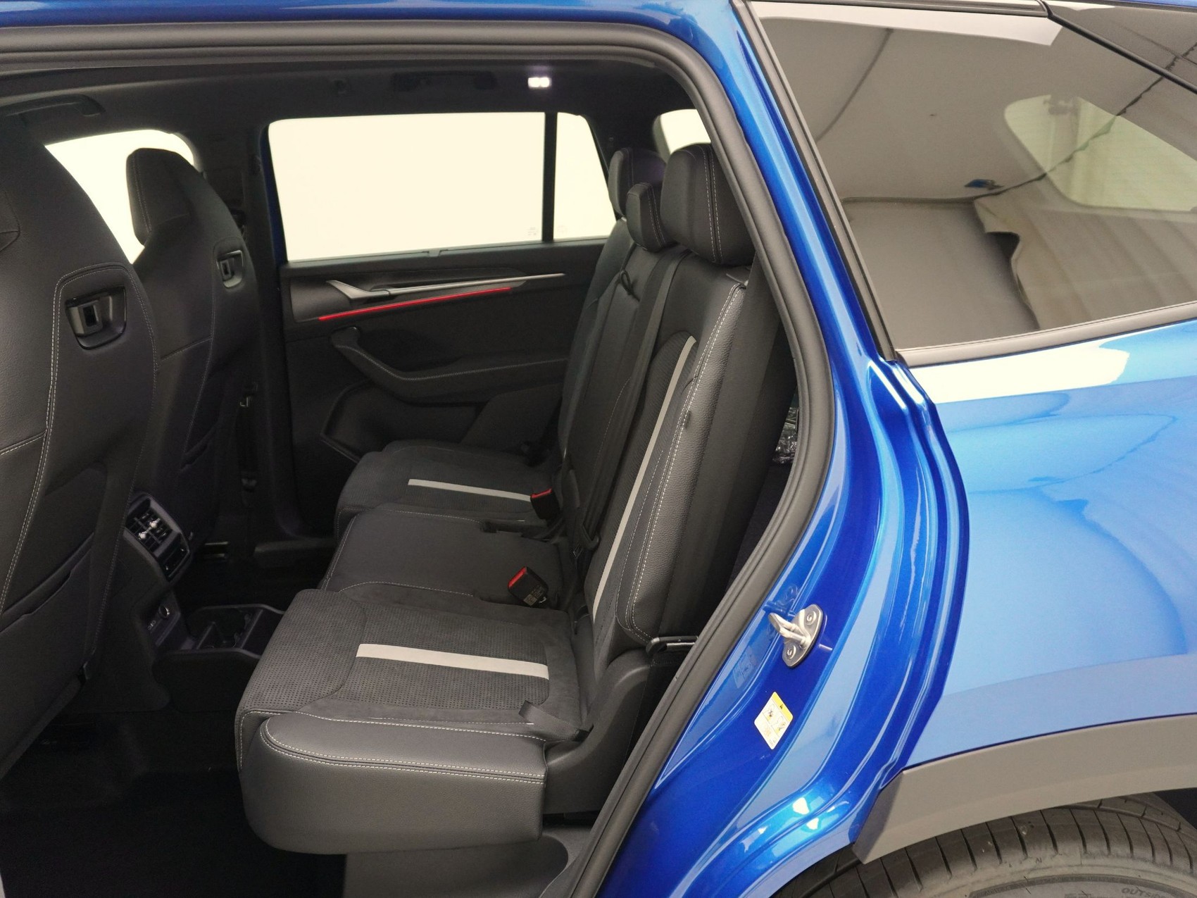 SKODA Kodiaq 2.0 TDI Sportline-image-14