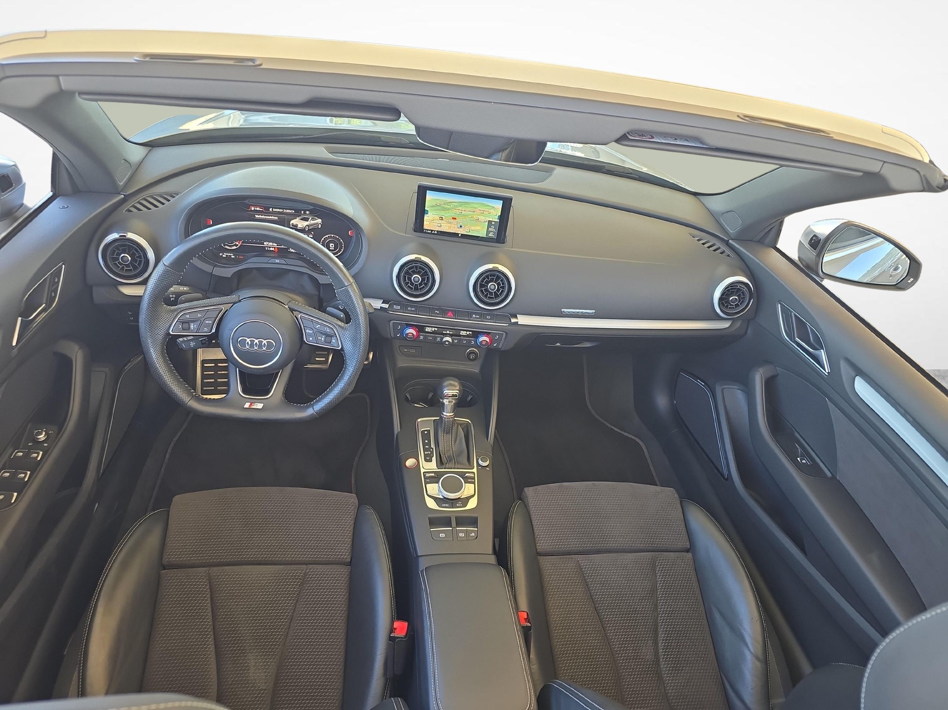 AUDI S3 Cabriolet 2.0 T FSI quattro S-Tronic-image-8