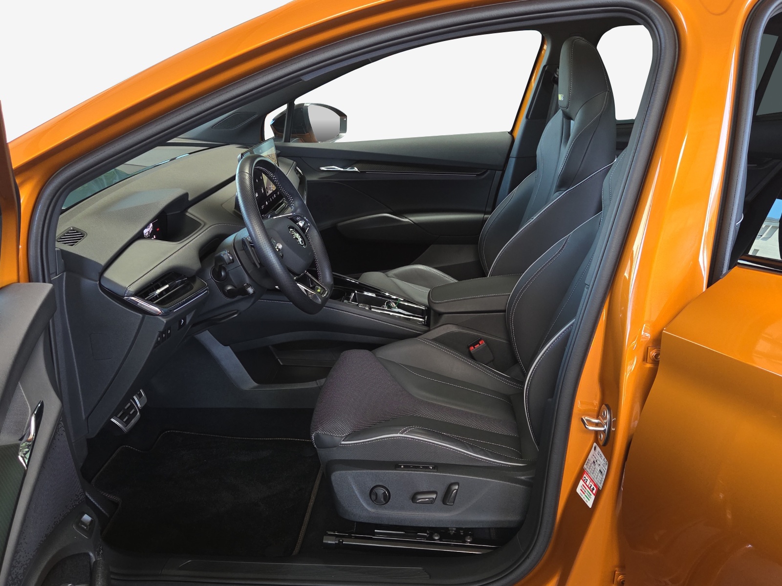 SKODA Enyaq Coupé RS iV 80 4x4-image-7