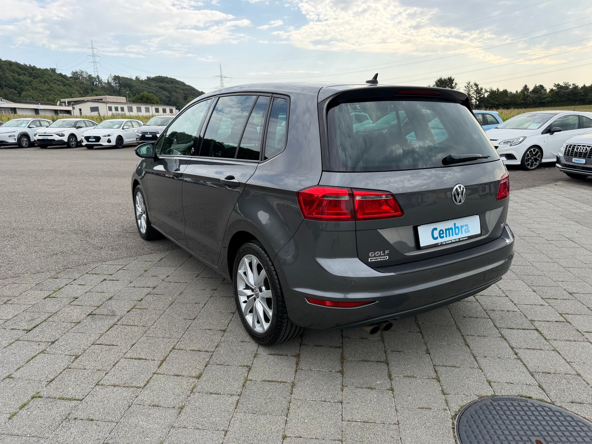 VW Golf Sportsvan 1.4 TSI Comfortline DSG-image-2