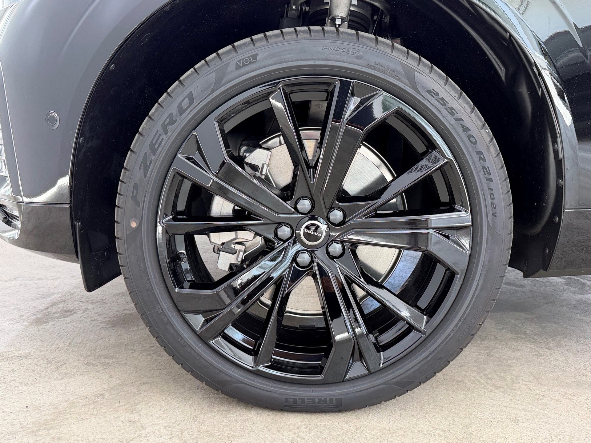 VOLVO XC60 2.0 T6 TE Black Edition e-image-7