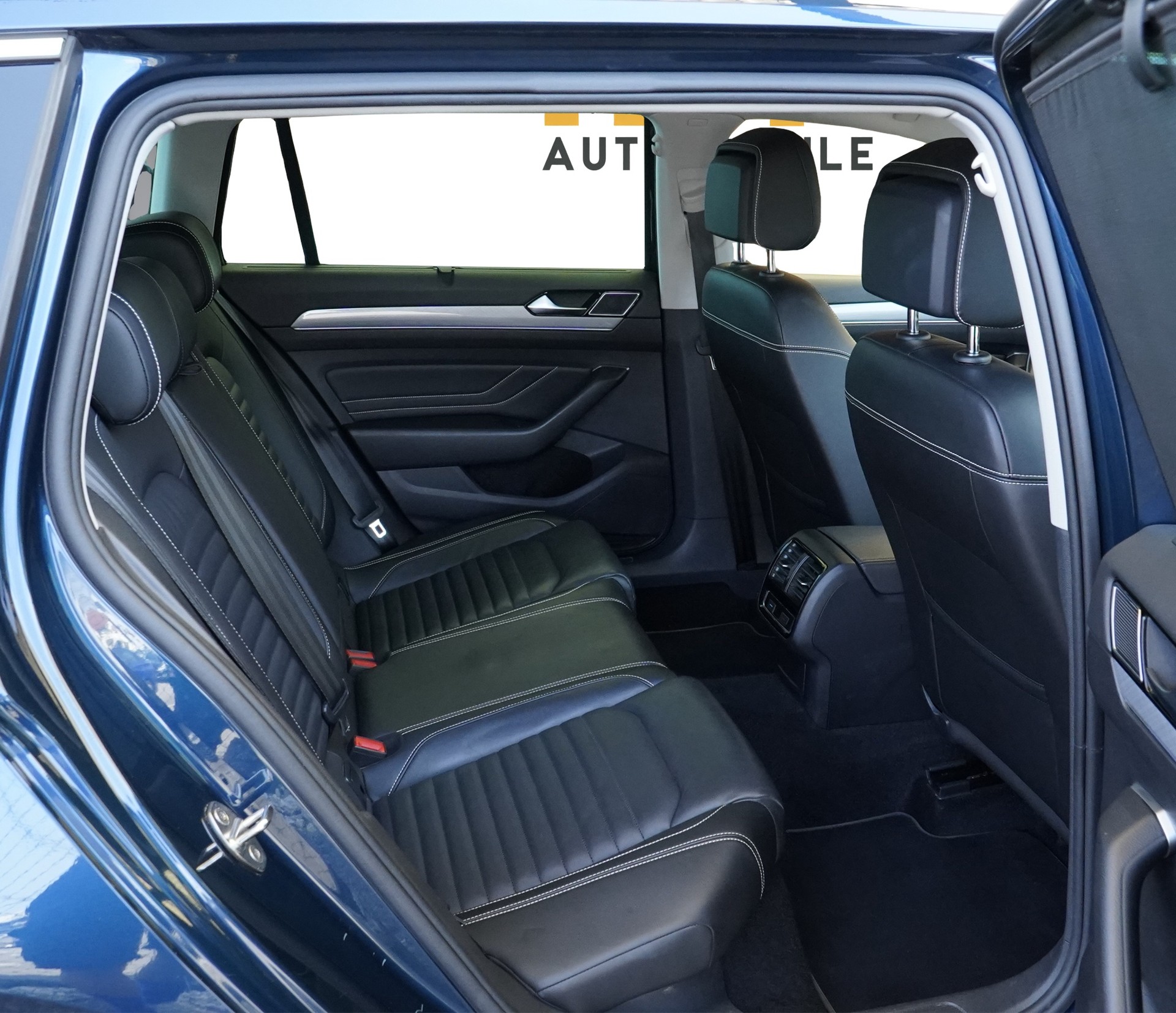 VW Passat Variant 1.4 TSI GTE Hybrid DSG *CH Fahrzeug*-image-16