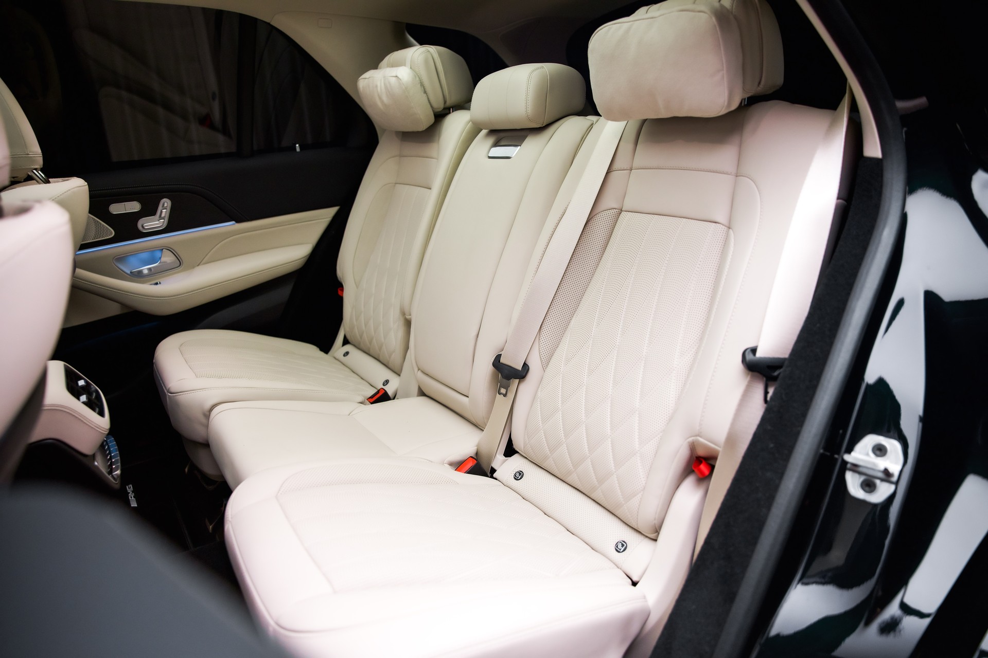 MERCEDES-BENZ GLE 53 AMG 4Matic+ 9G-Speedshift-image-21