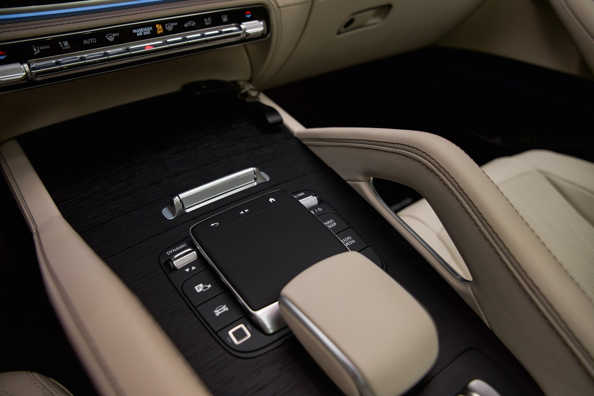 MERCEDES-BENZ GLE 53 AMG 4Matic+ 9G-Speedshift-image-27
