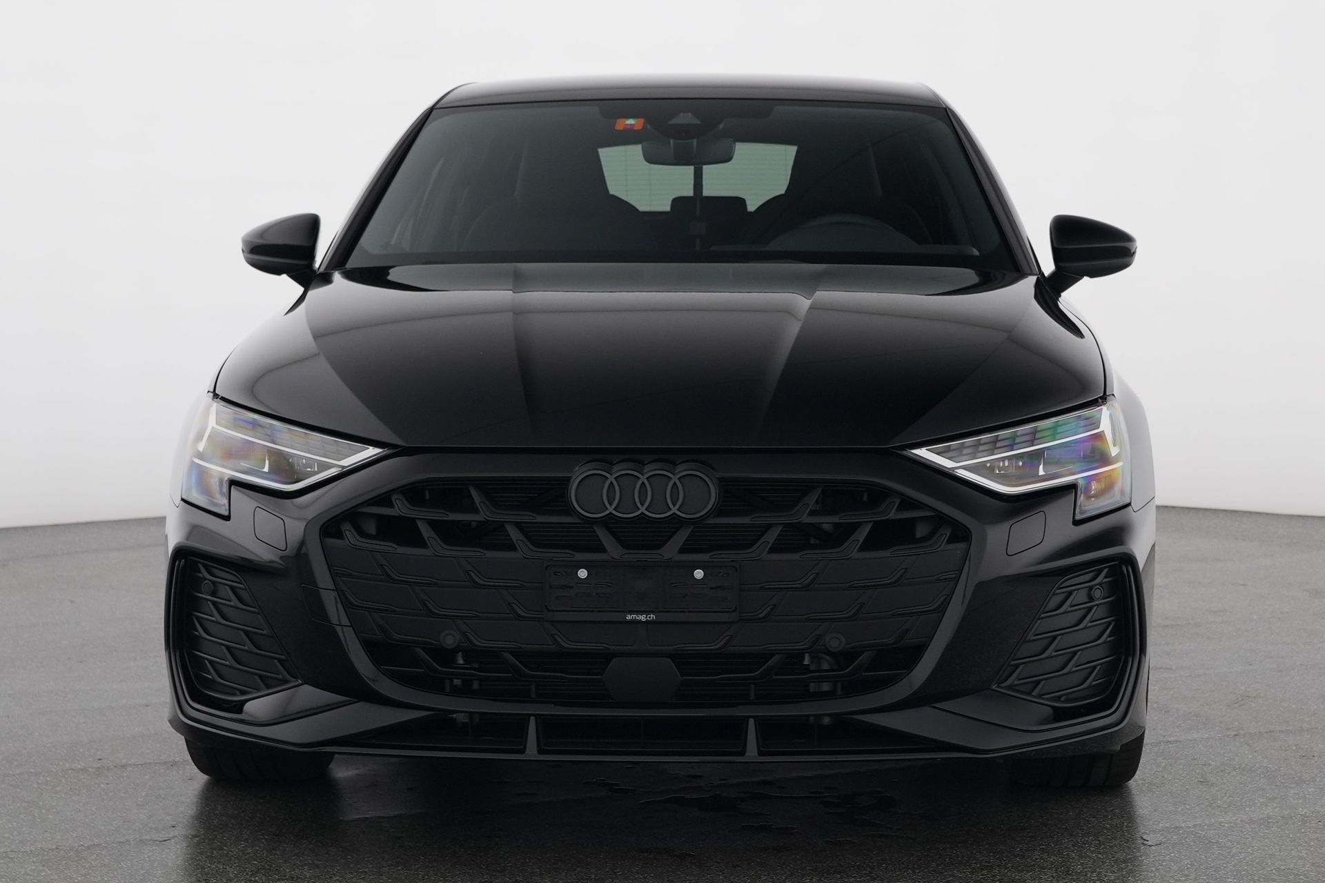 AUDI A3 Sportback 45 TFSI e S line Attraction S-tronic-image-1