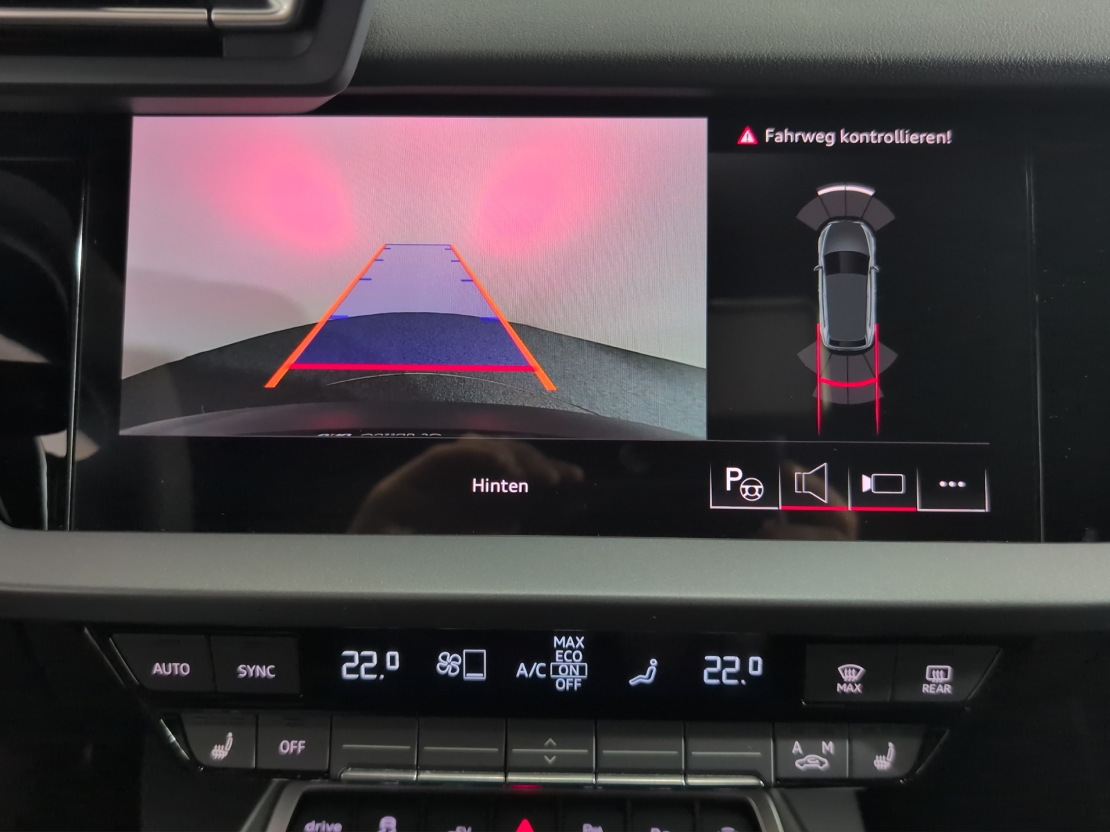 AUDI A3 Sportback 45 TFSI e S line Attraction S-tronic-image-12