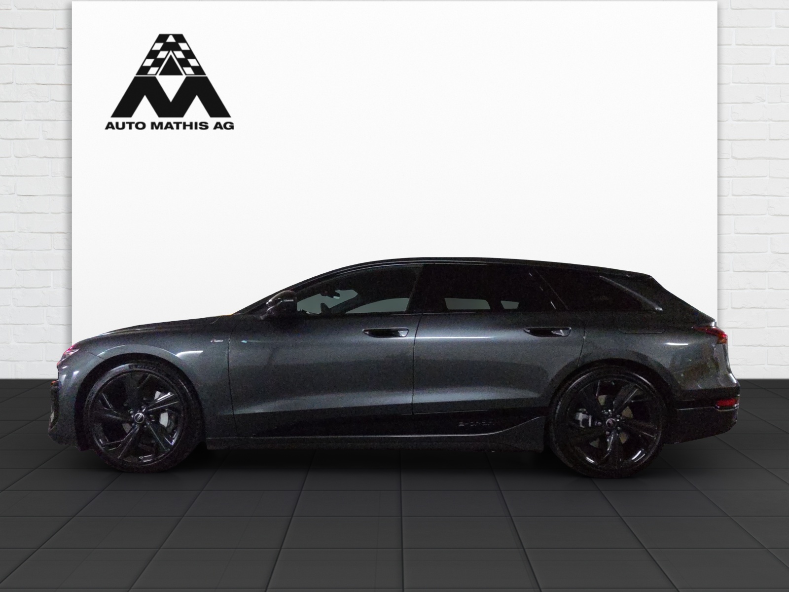 AUDI A6 Avant e-tron quattro-image-2
