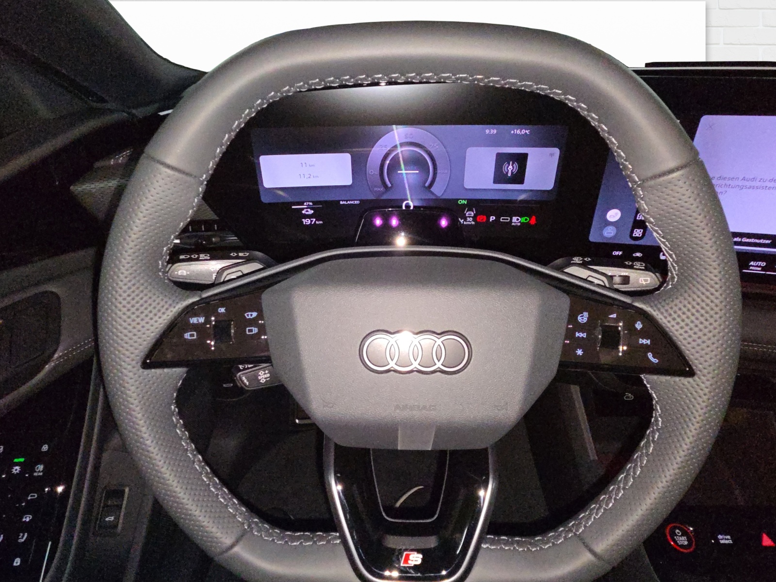 AUDI A6 Avant e-tron quattro-image-5
