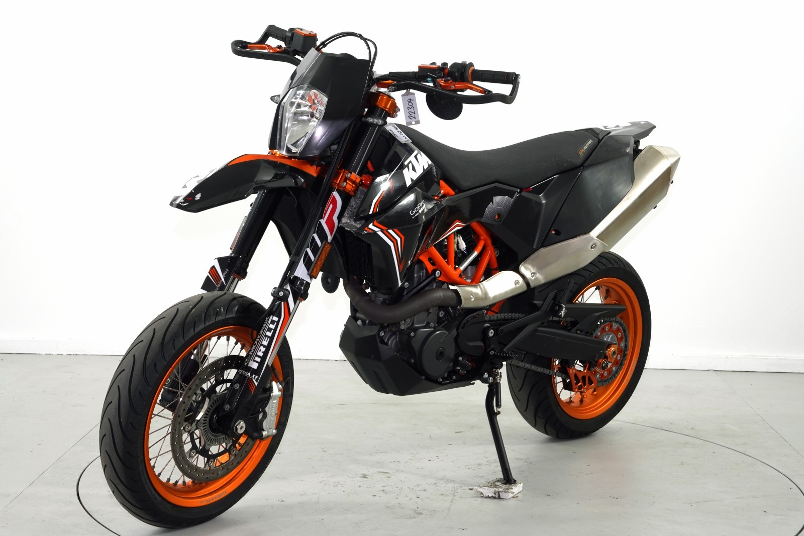 KTM 690 SMC R ABS-showroom-element-2