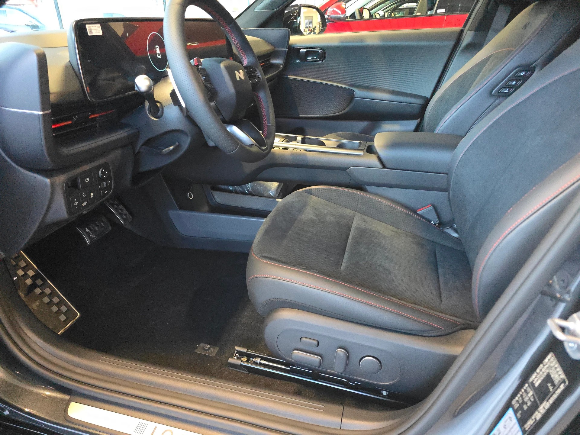 HYUNDAI Ioniq 6 84kWh N Line 4WD-image-2