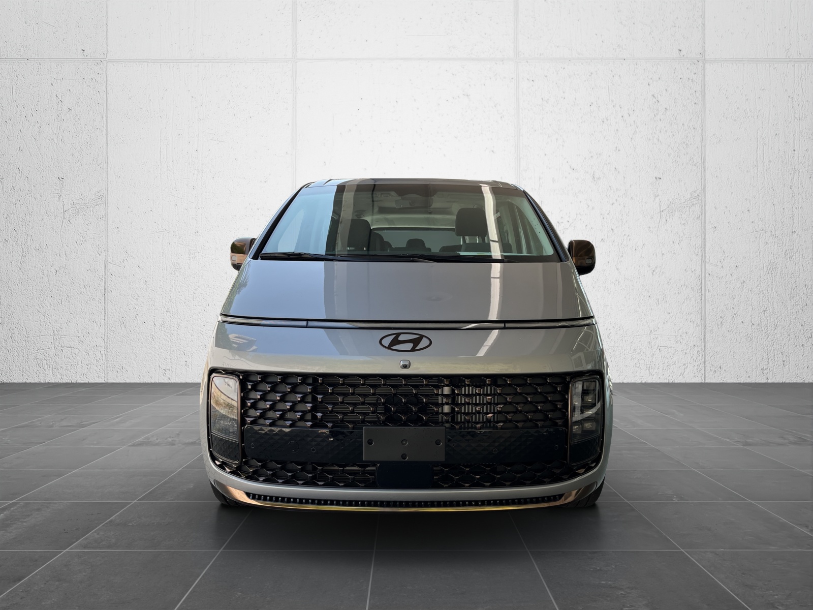 HYUNDAI Staria Premium 1.6 T-GDi HEV Vertex A-image-1
