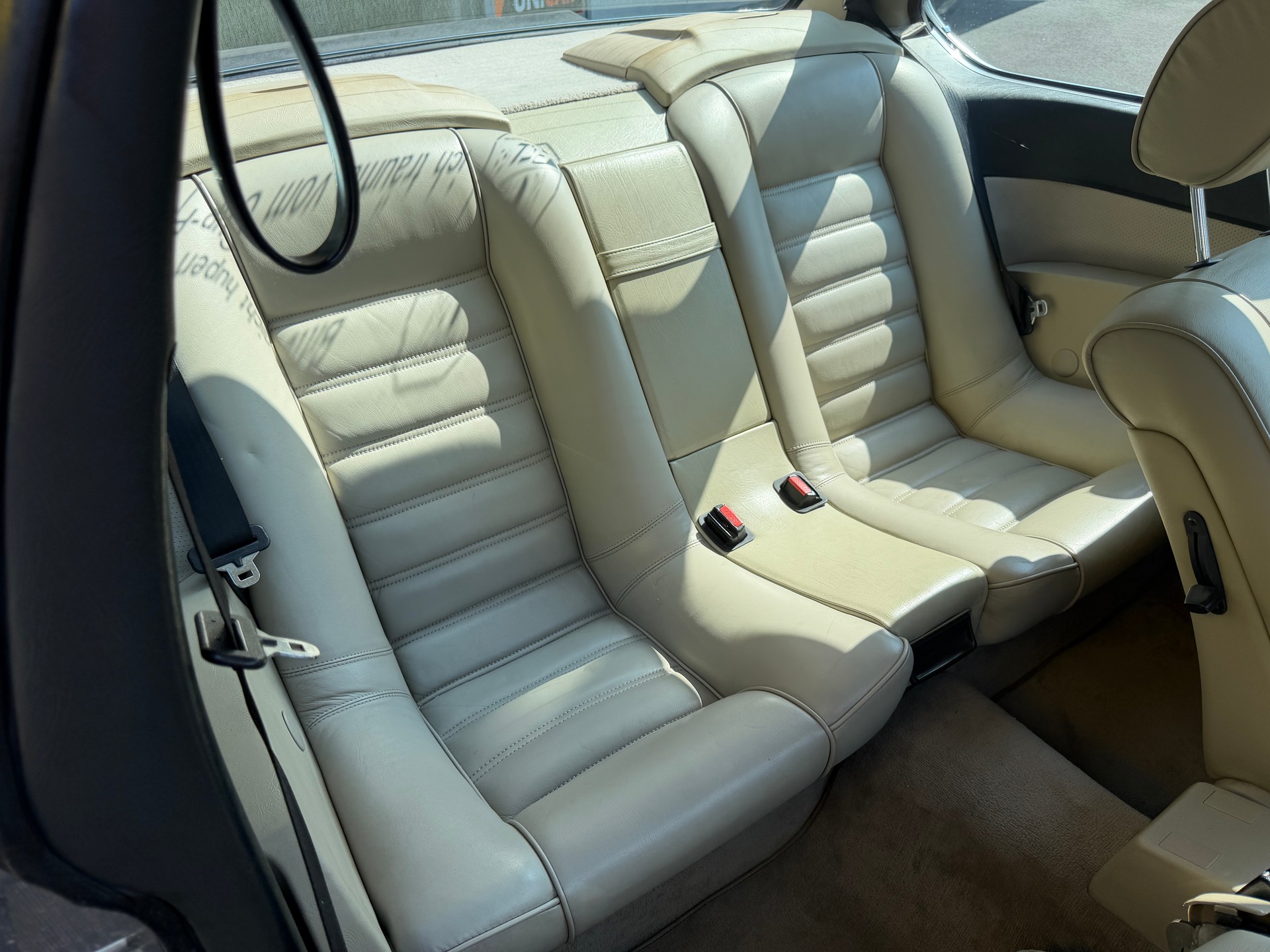 BMW 635CSi-image-10