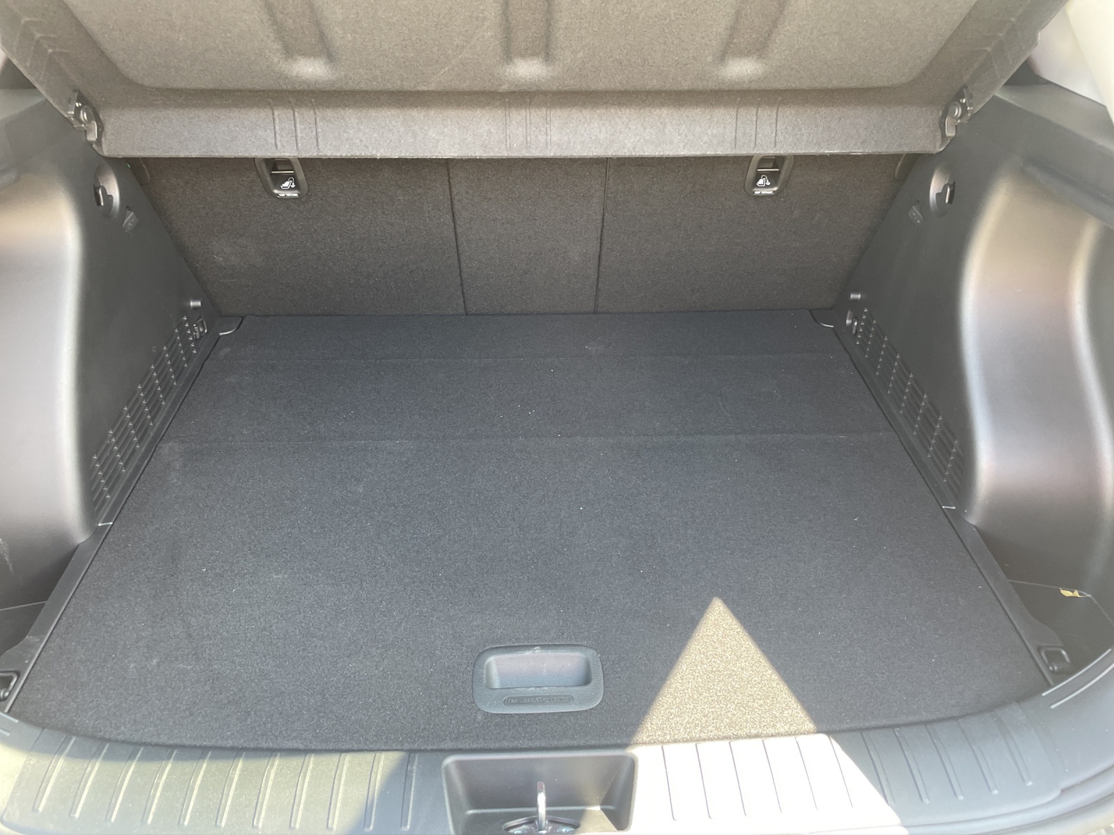 HYUNDAI Kona 1.6 T-GDi Amplia 4WD-image-11