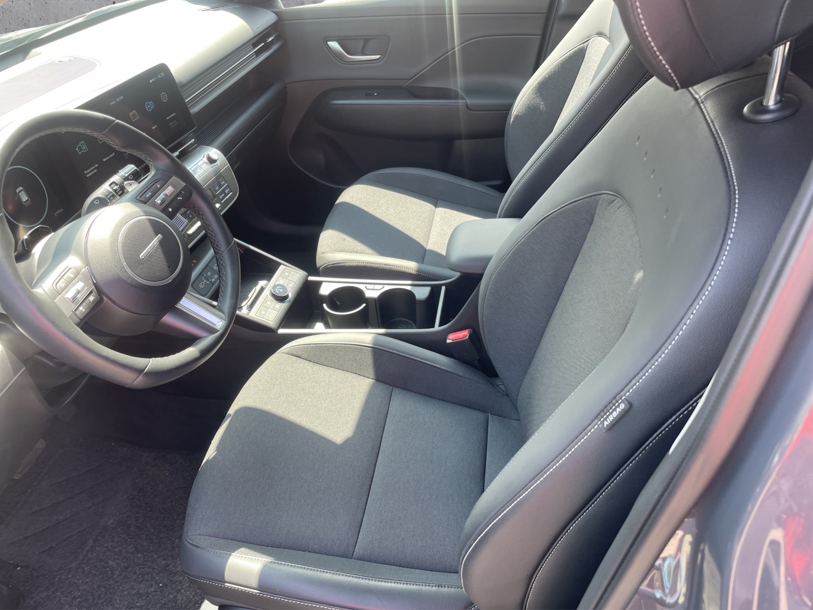 HYUNDAI Kona 1.6 T-GDi Amplia 4WD-image-8