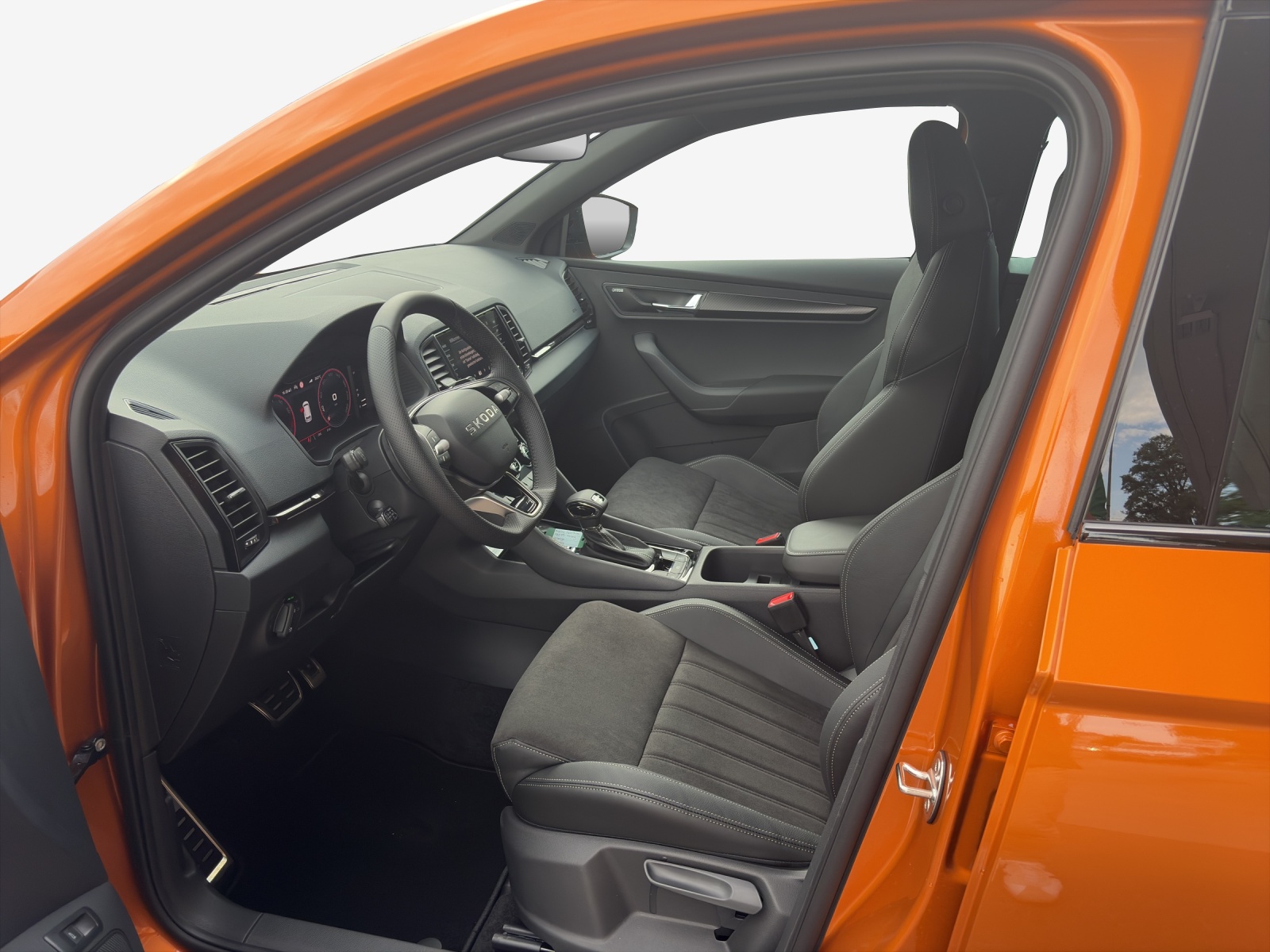 SKODA Karoq 2.0 TSI SportLine 4x4 DSG-image-7