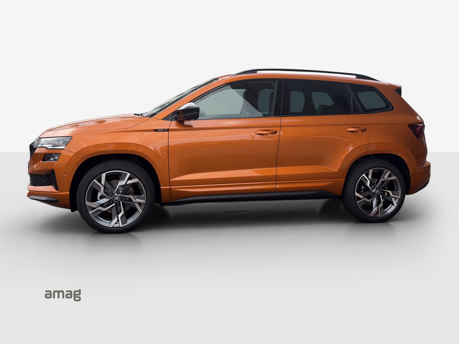 SKODA Karoq 2.0 TSI SportLine 4x4 DSG-image-1