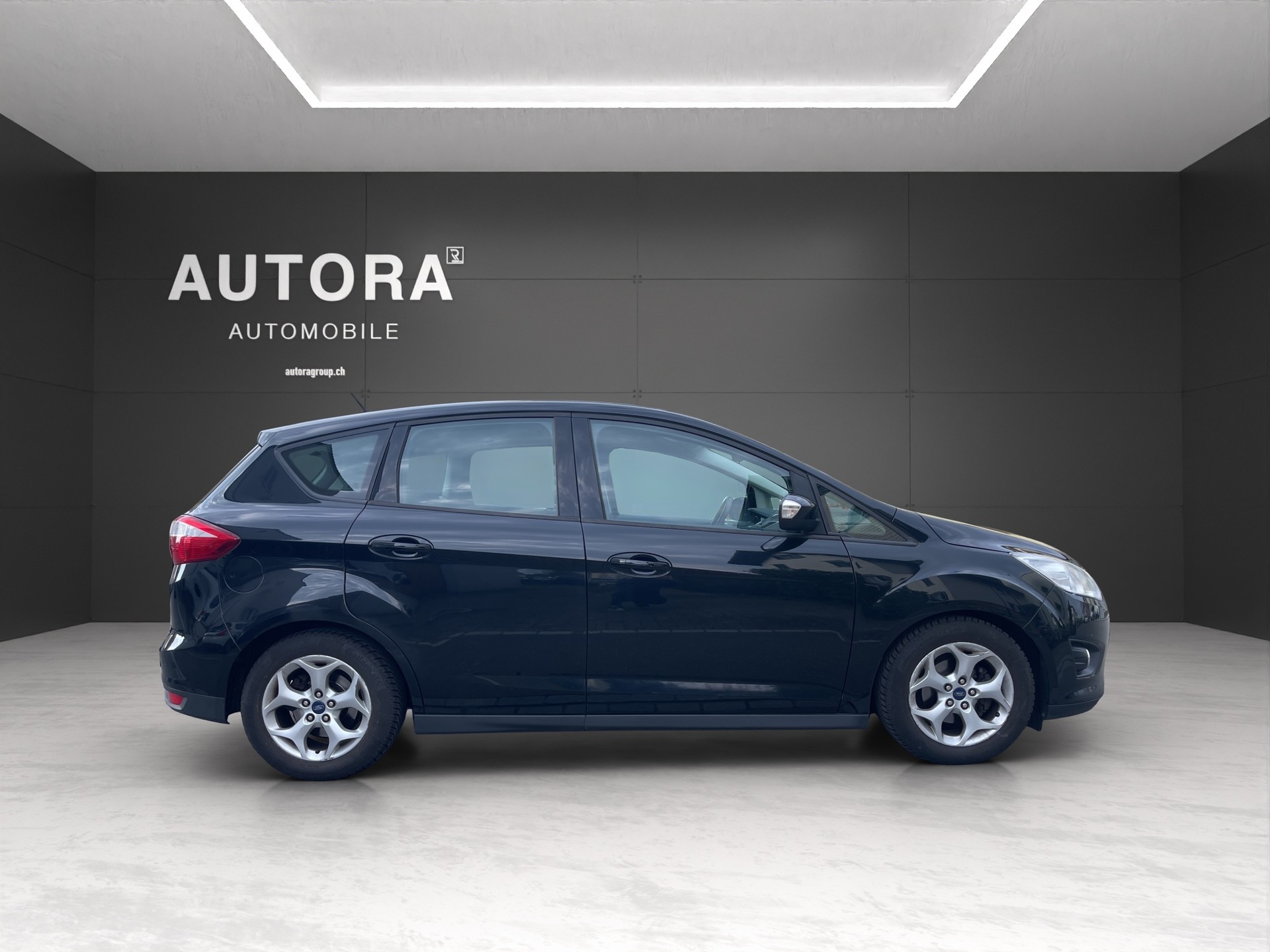 FORD C-Max 1.0 SCTi Titanium-image-6