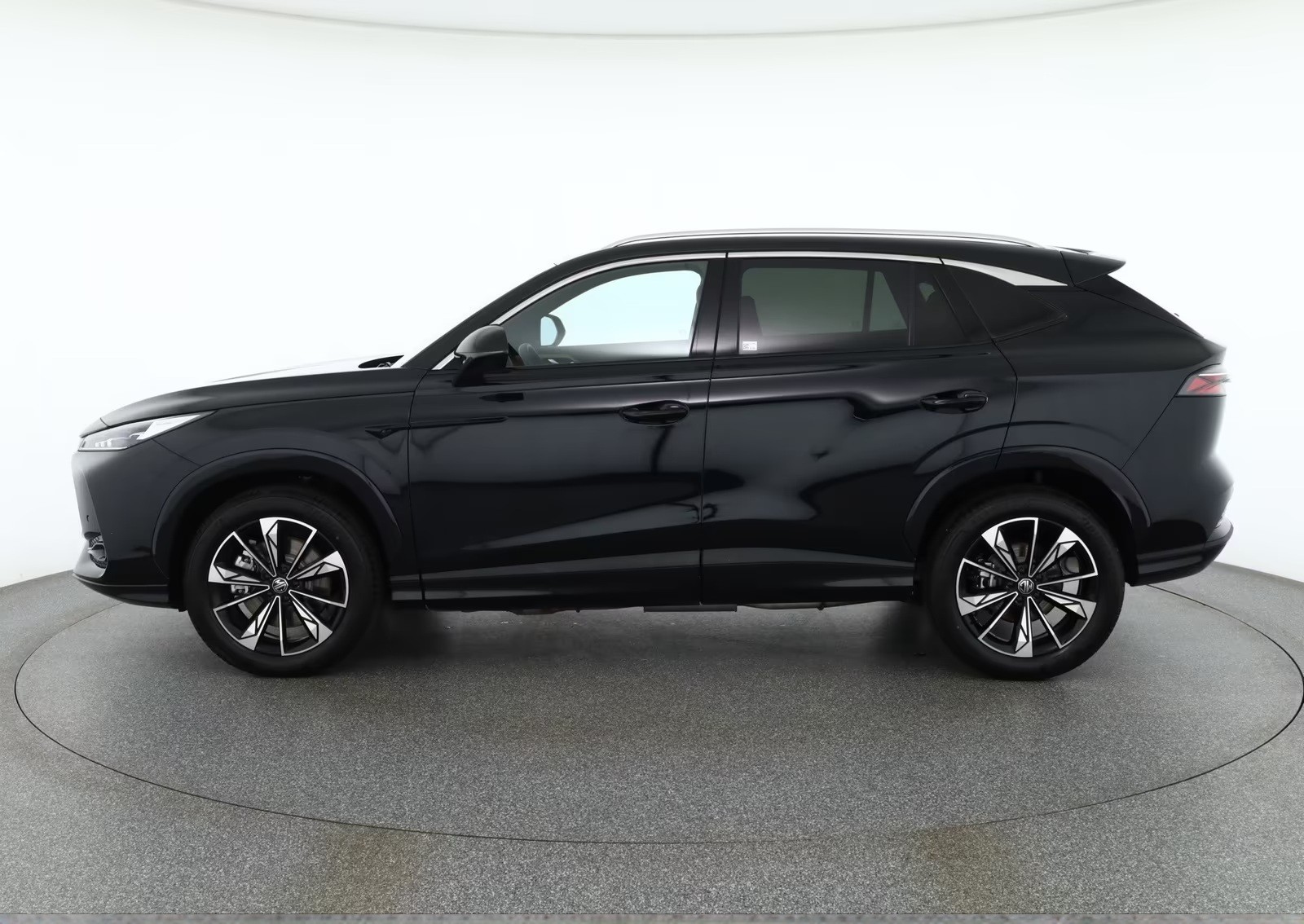 MG 1.5 T-GDI Luxury Automat-image-1