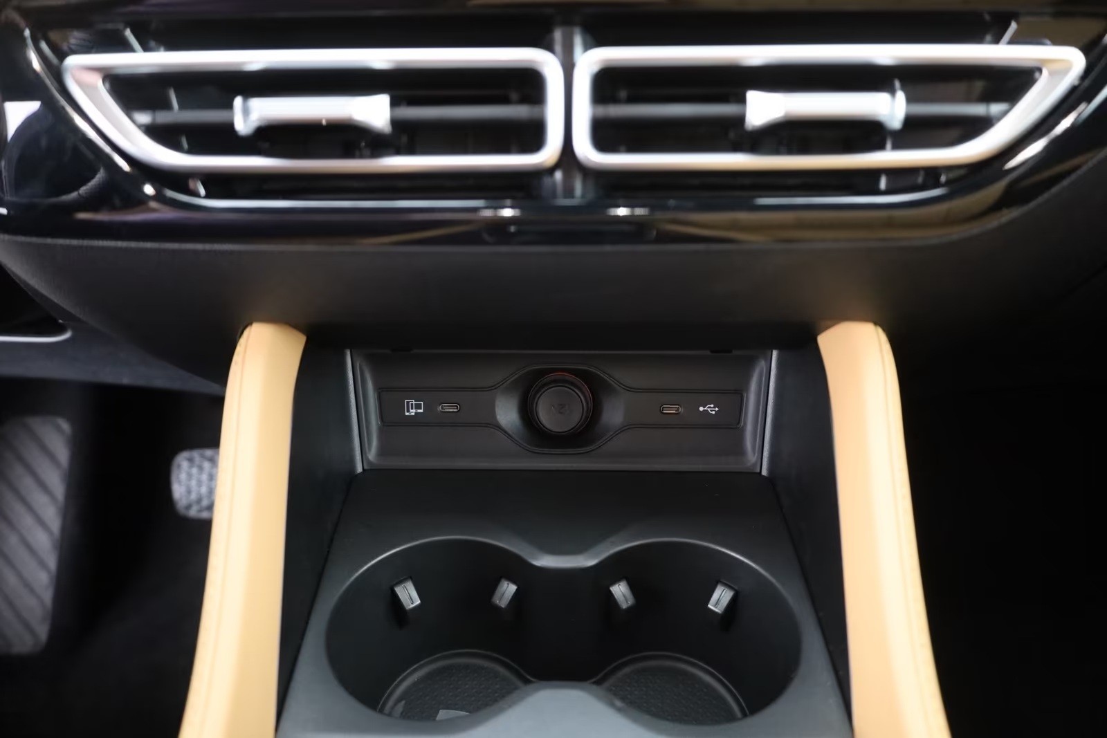 MG 1.5 T-GDI Luxury Automat-image-10