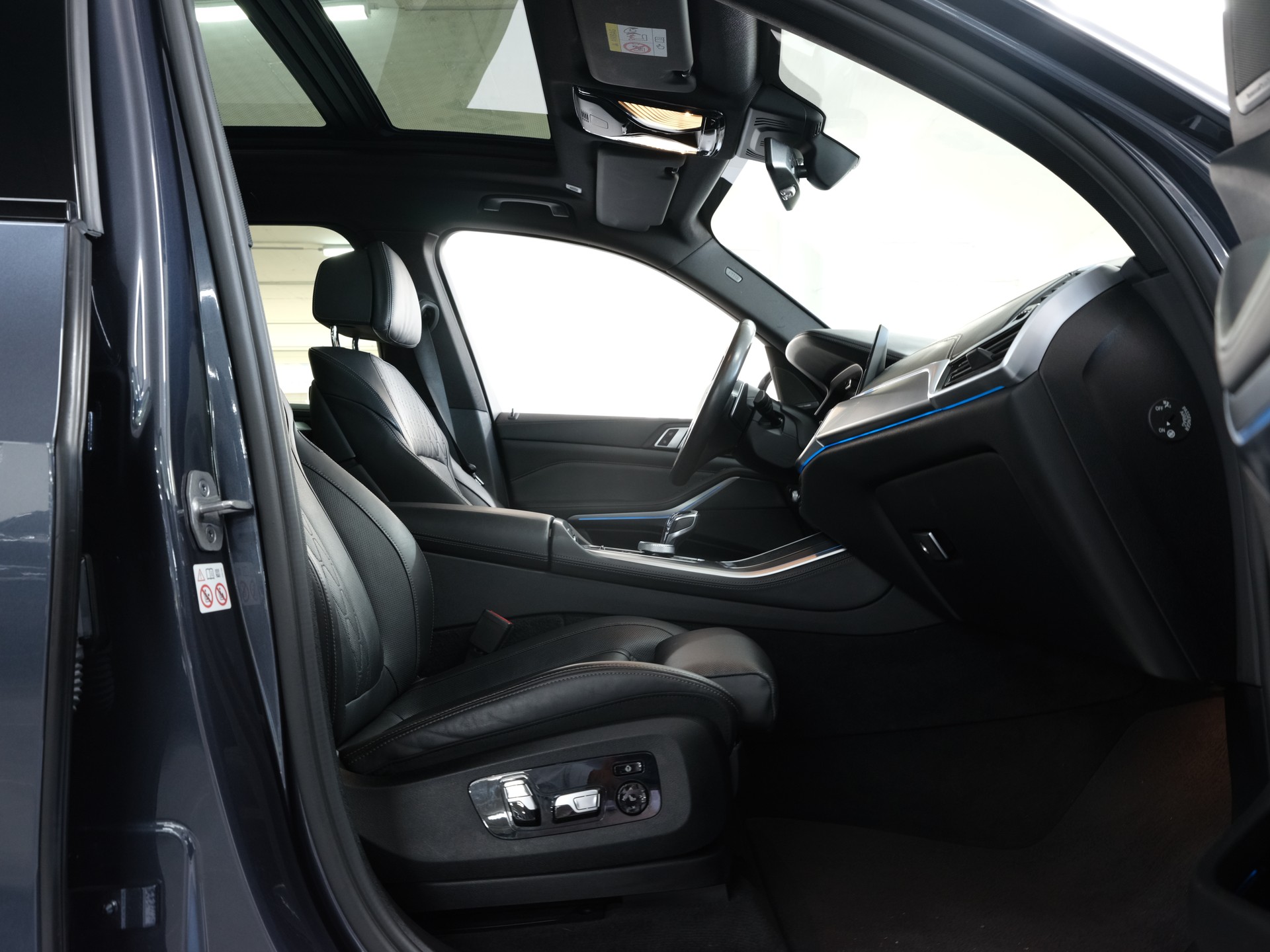BMW X5 xDrive45e M Sport Steptronic *Panorama* *360 Kamera* *Live Cockpit*-image-27