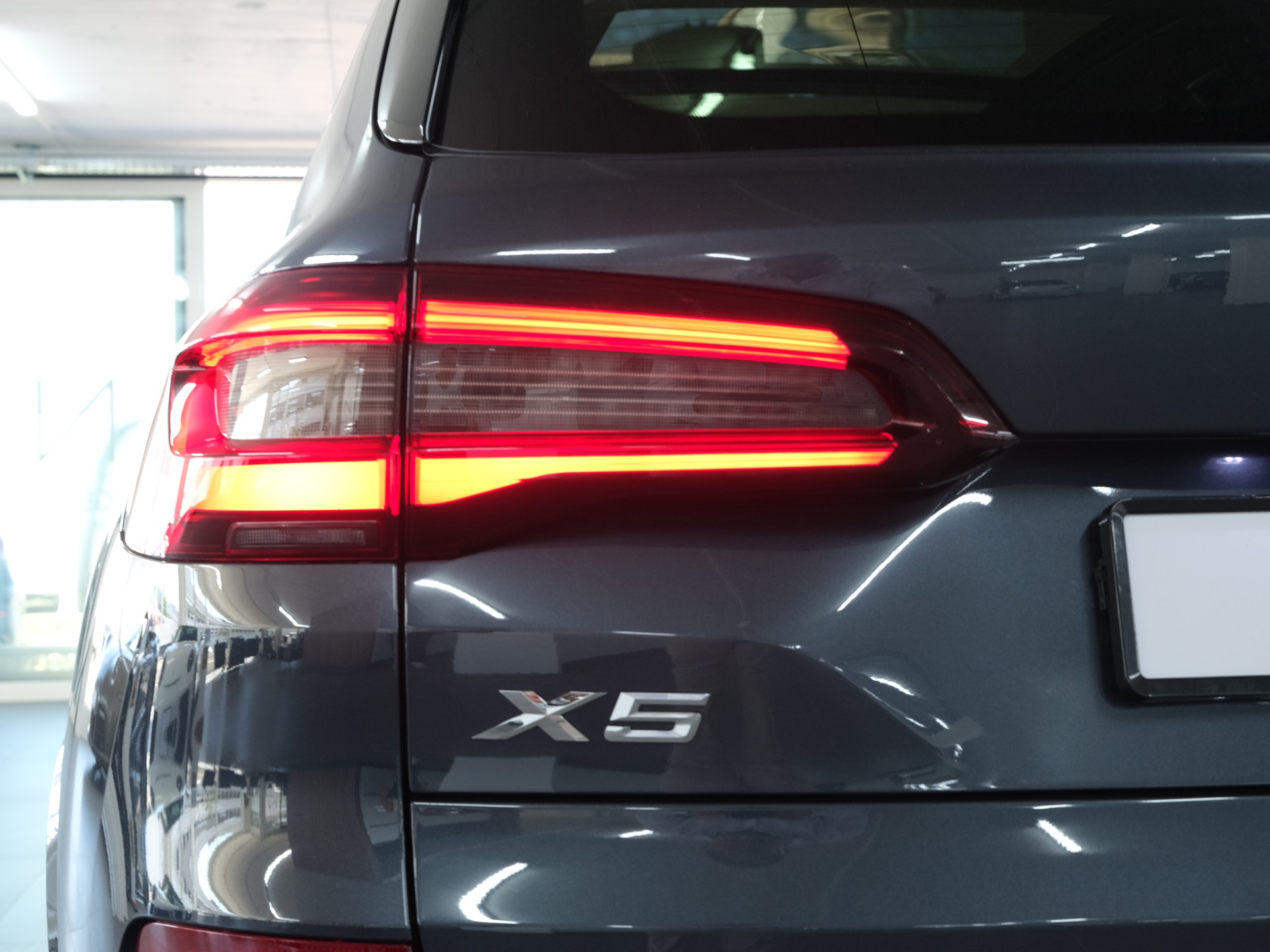 BMW X5 xDrive45e M Sport Steptronic *Panorama* *360 Kamera* *Live Cockpit*-image-14