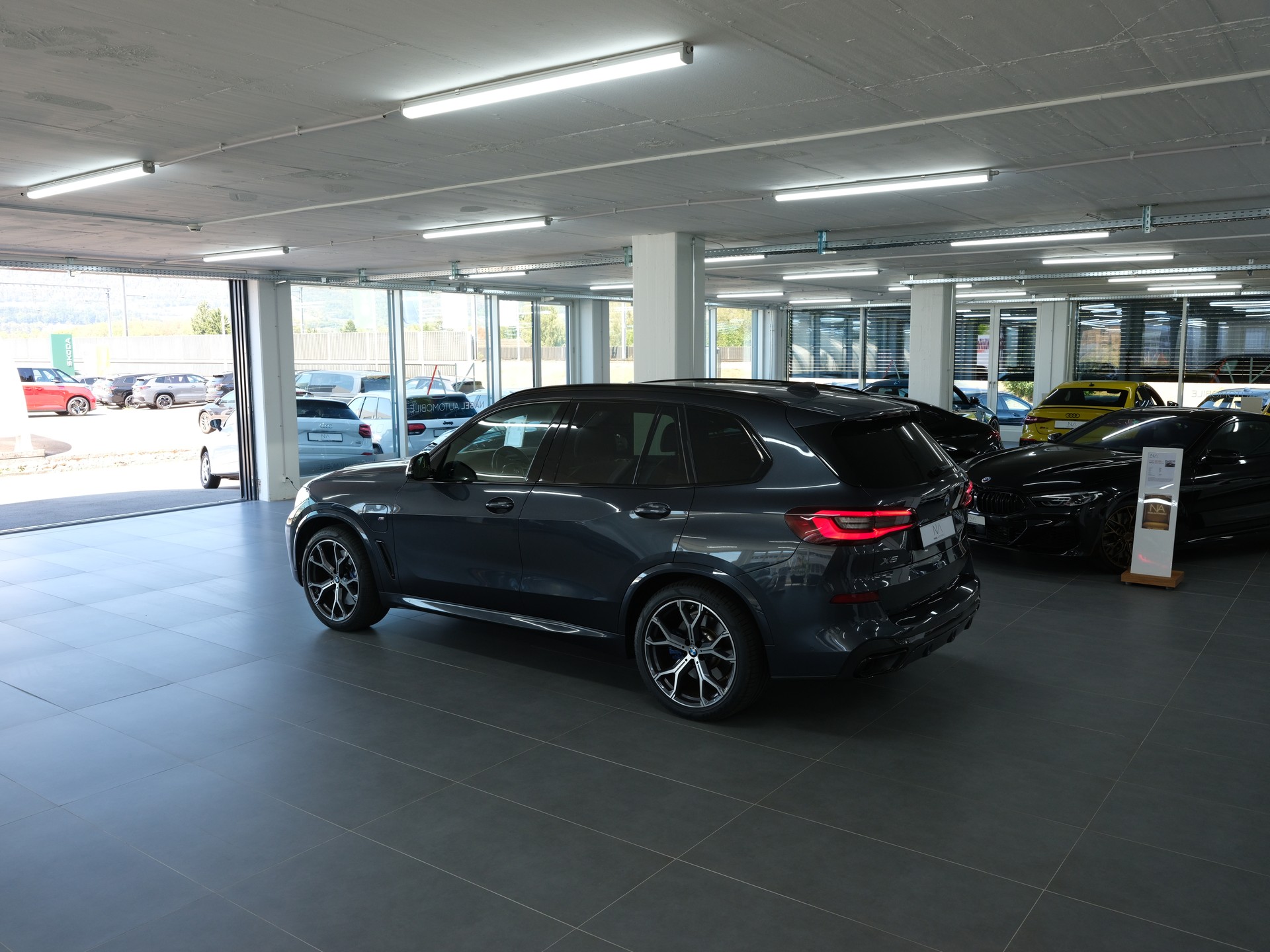 BMW X5 xDrive45e M Sport Steptronic *Panorama* *360 Kamera* *Live Cockpit*-image-15