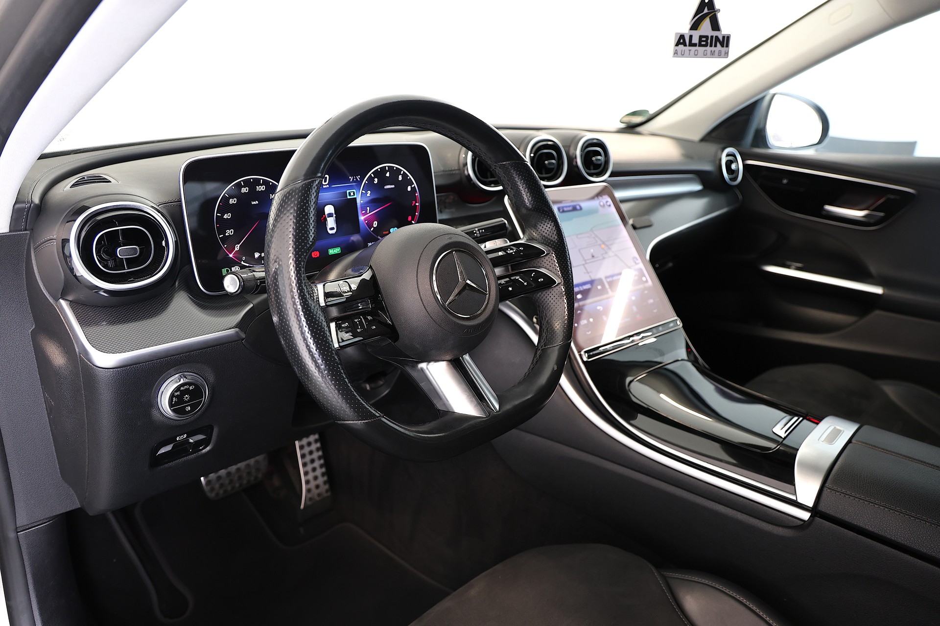 MERCEDES-BENZ C 300 AMG Line-image-11