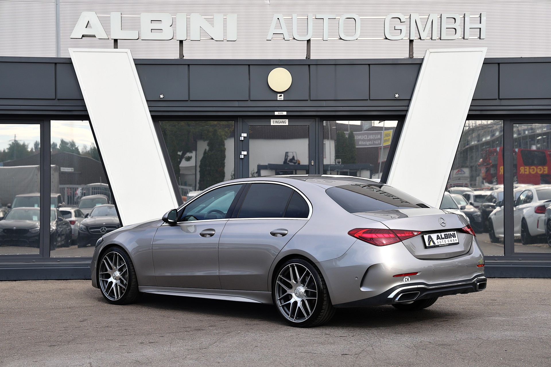 MERCEDES-BENZ C 300 AMG Line-image-6