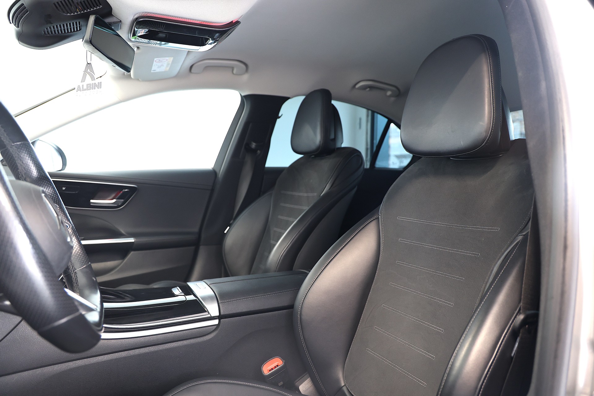 MERCEDES-BENZ C 300 AMG Line-image-10