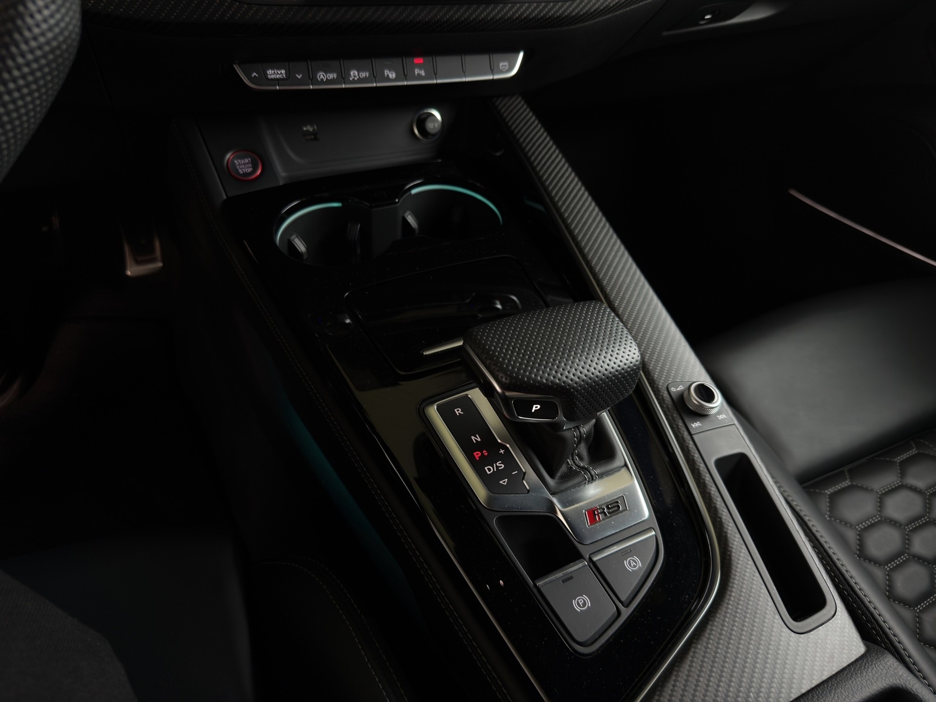 AUDI RS5 Sportback 2.9 TFSI quattro tiptronic-image-14