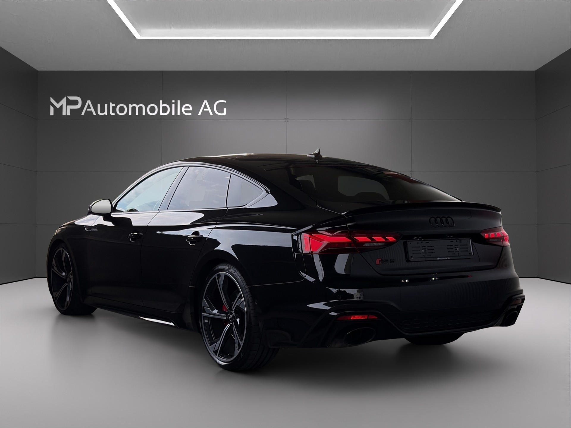 AUDI RS5 Sportback 2.9 TFSI quattro tiptronic-image-4