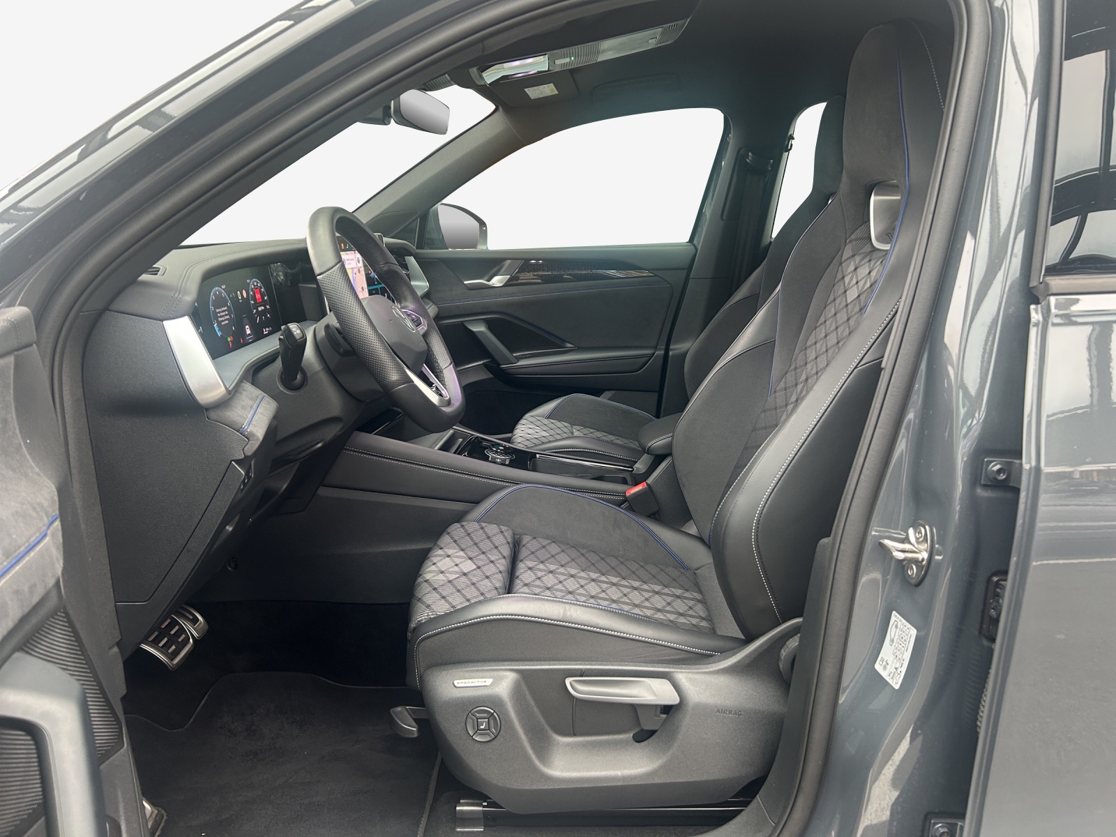 VW Tayron 2.0 TSI R-Line DSG 4Motion-image-7
