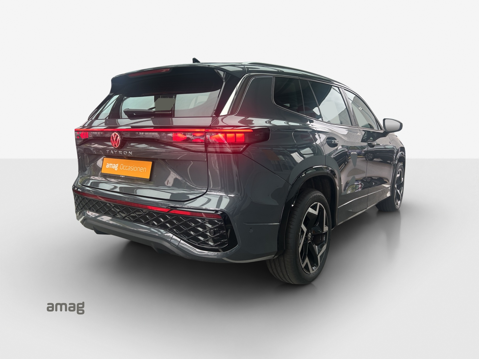 VW Tayron 2.0 TSI R-Line DSG 4Motion-image-4