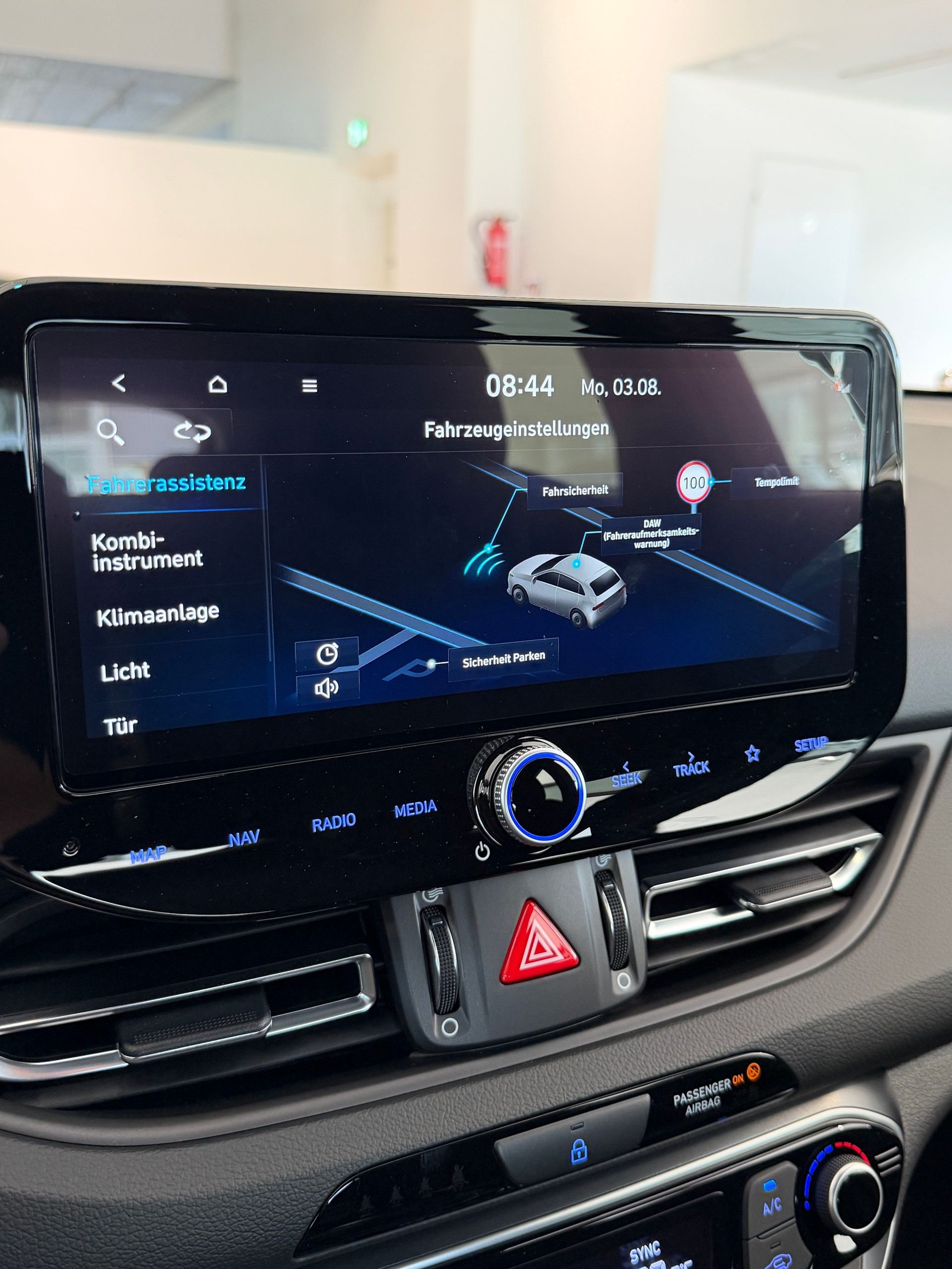 HYUNDAI i30 Wagon 1.6 T-GDi N-Line DCT NEW MODEL-image-13