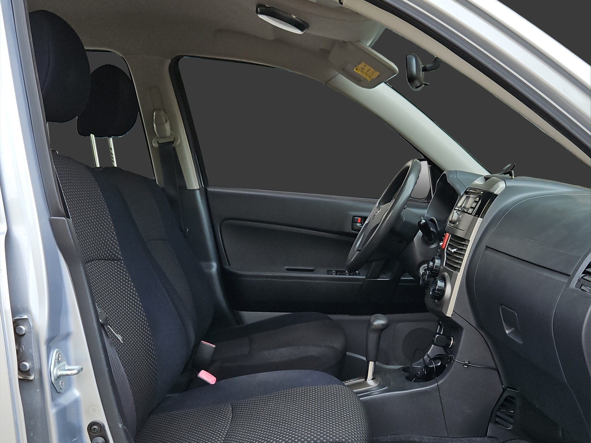 DAIHATSU Terios 1.5 16V 4WD Automatic-image-14