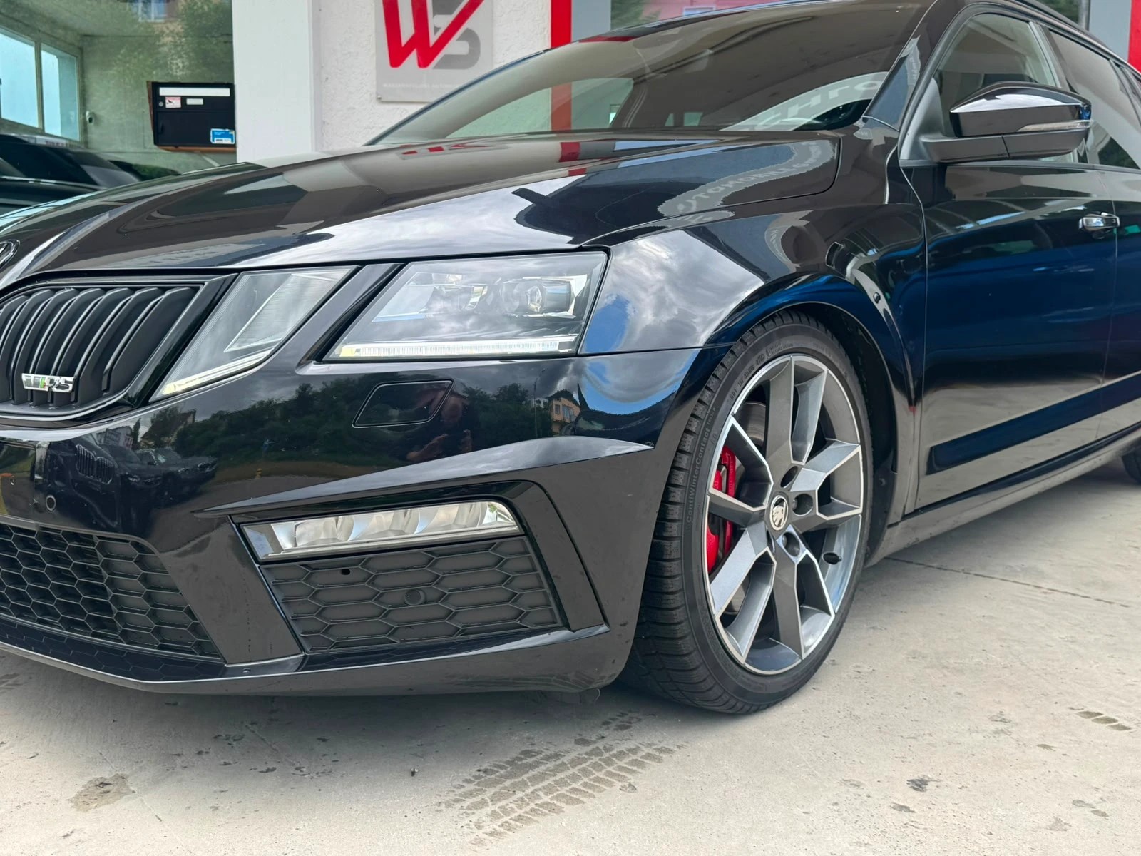 SKODA Octavia Combi 2.0 TSI RS DSG-image-6