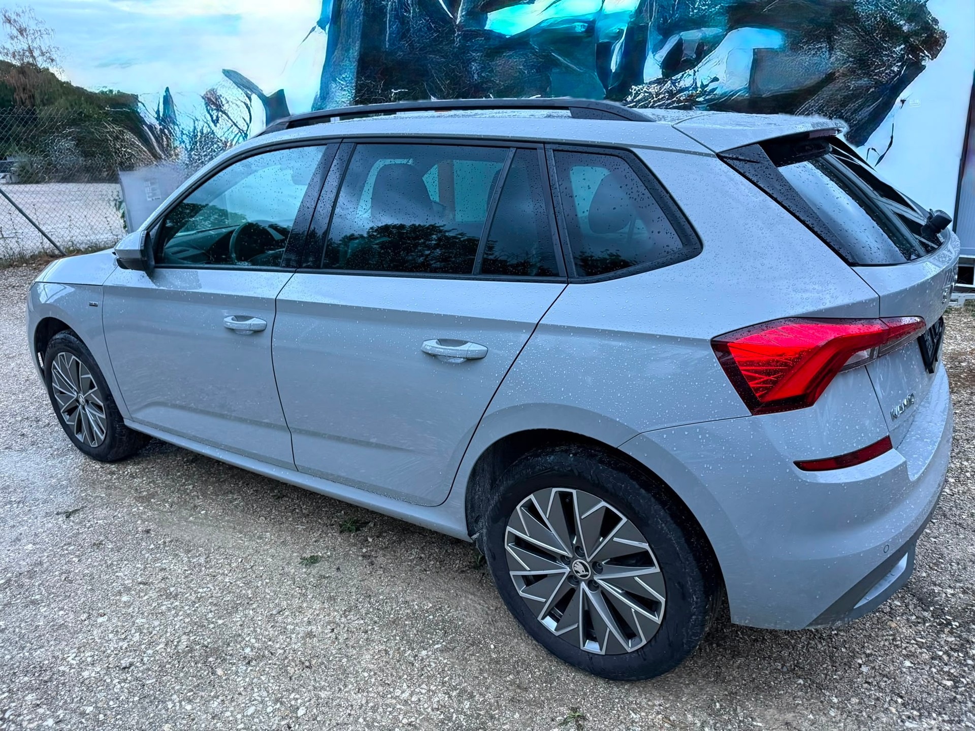 SKODA Kamiq 1.0 TSI Fresh-image-2