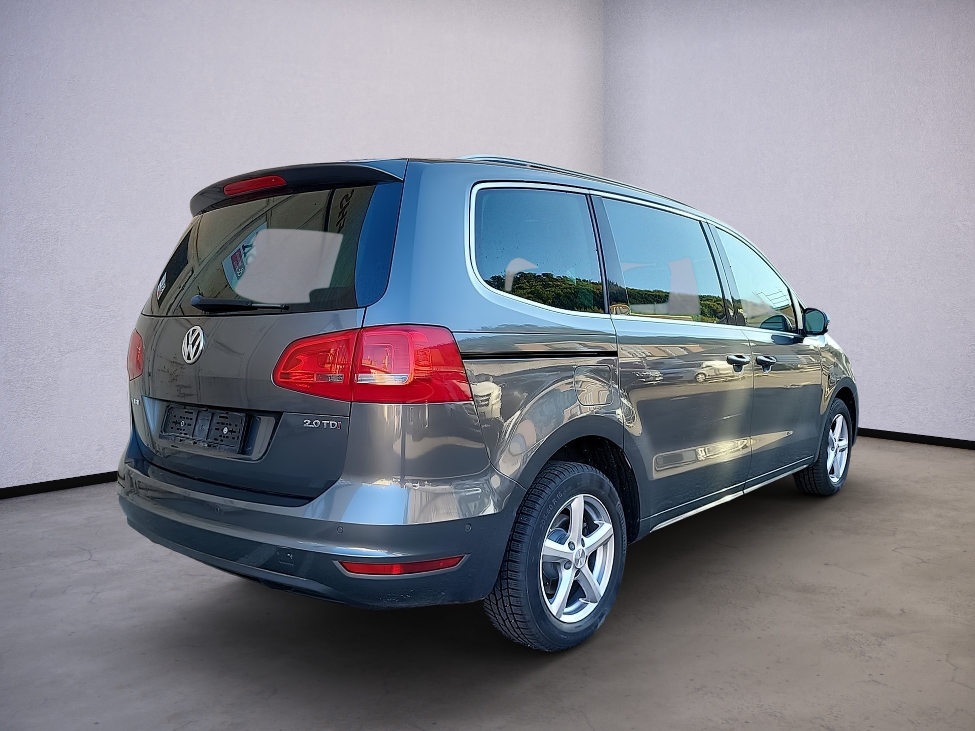 VW Sharan 2.0 TDI BMT Comfortline DSG-image-4