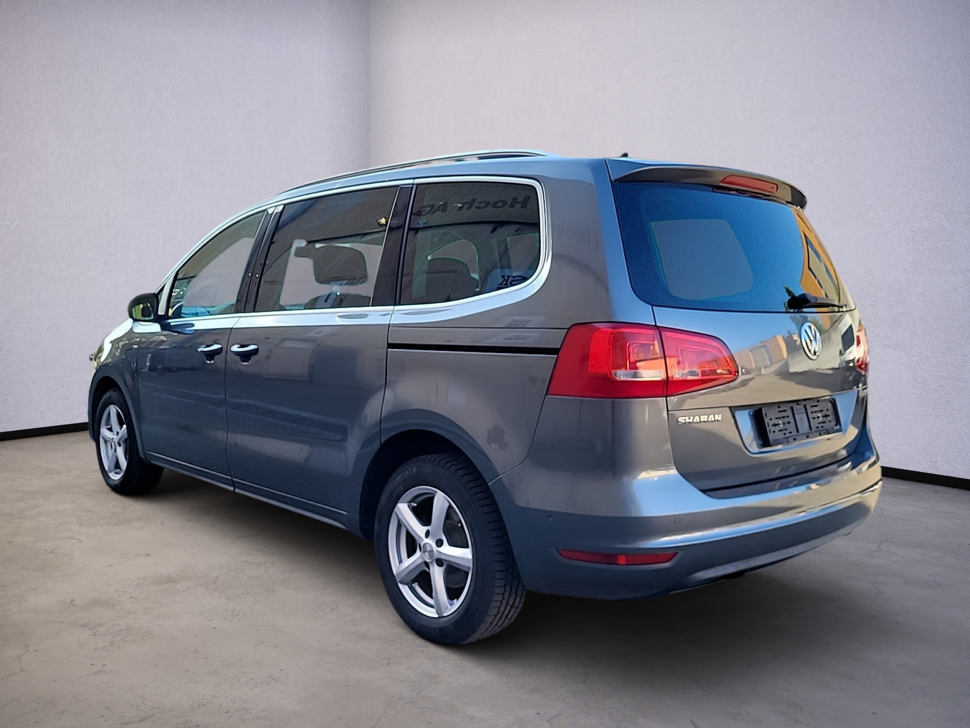 VW Sharan 2.0 TDI BMT Comfortline DSG-image-6