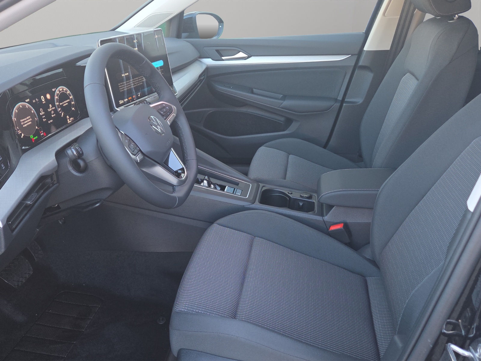 VW Golf 1.5 e TSI mHEV Value DSG-image-5